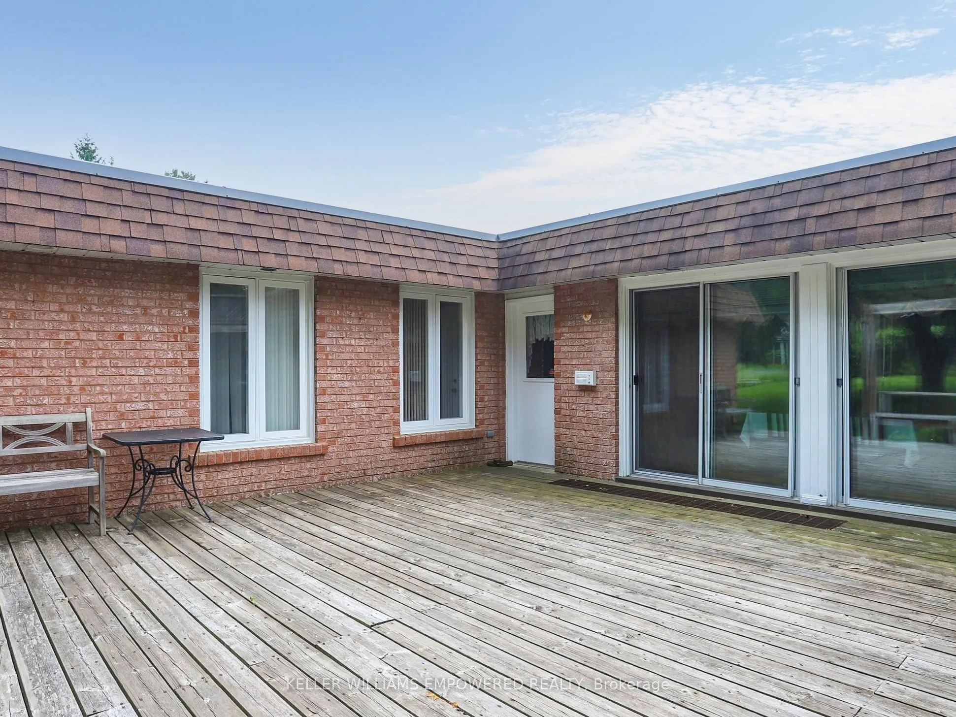 315 Woodland Acres Crescent
