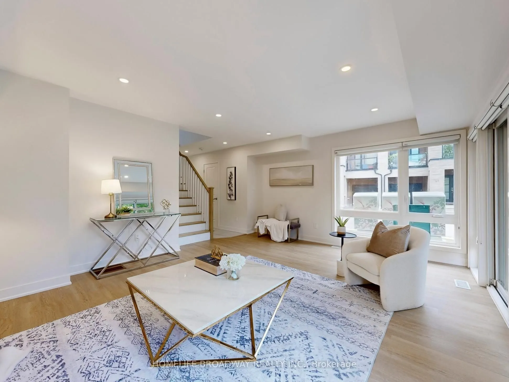 166 Pageant Avenue