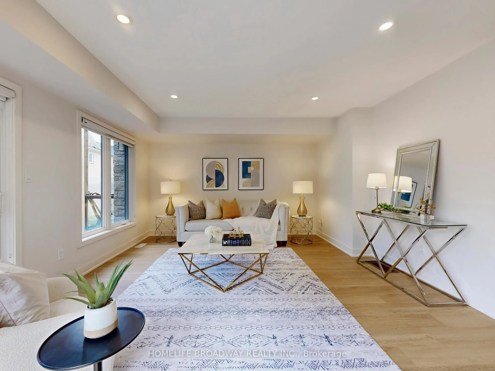 166 Pageant Avenue