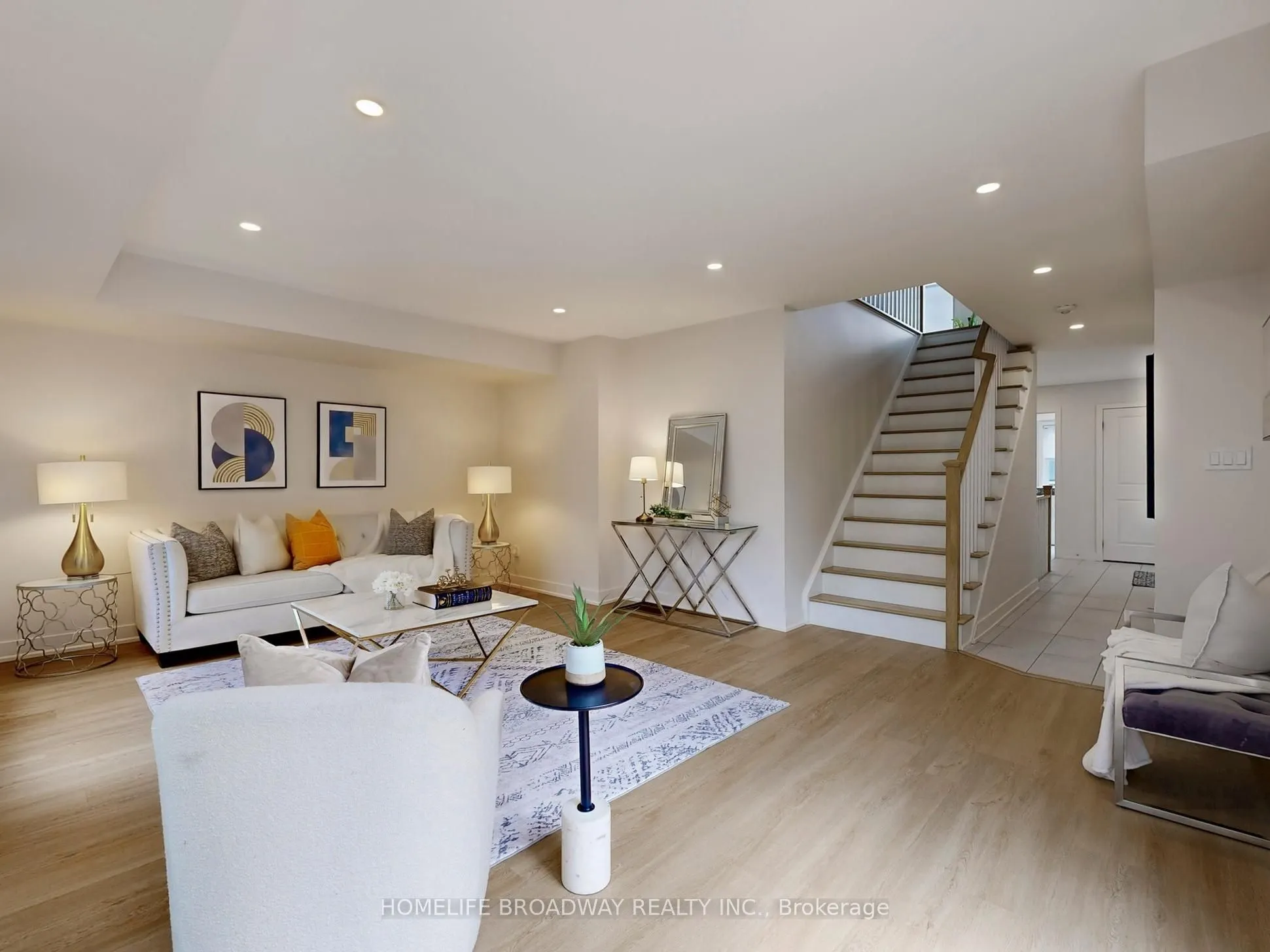 166 Pageant Avenue