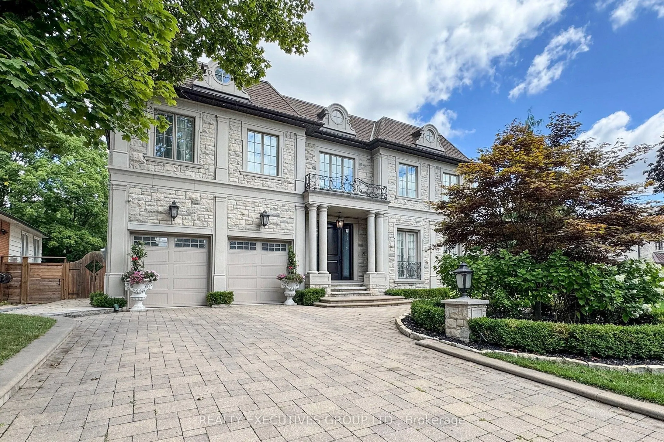 169 Bay Thorn Drive