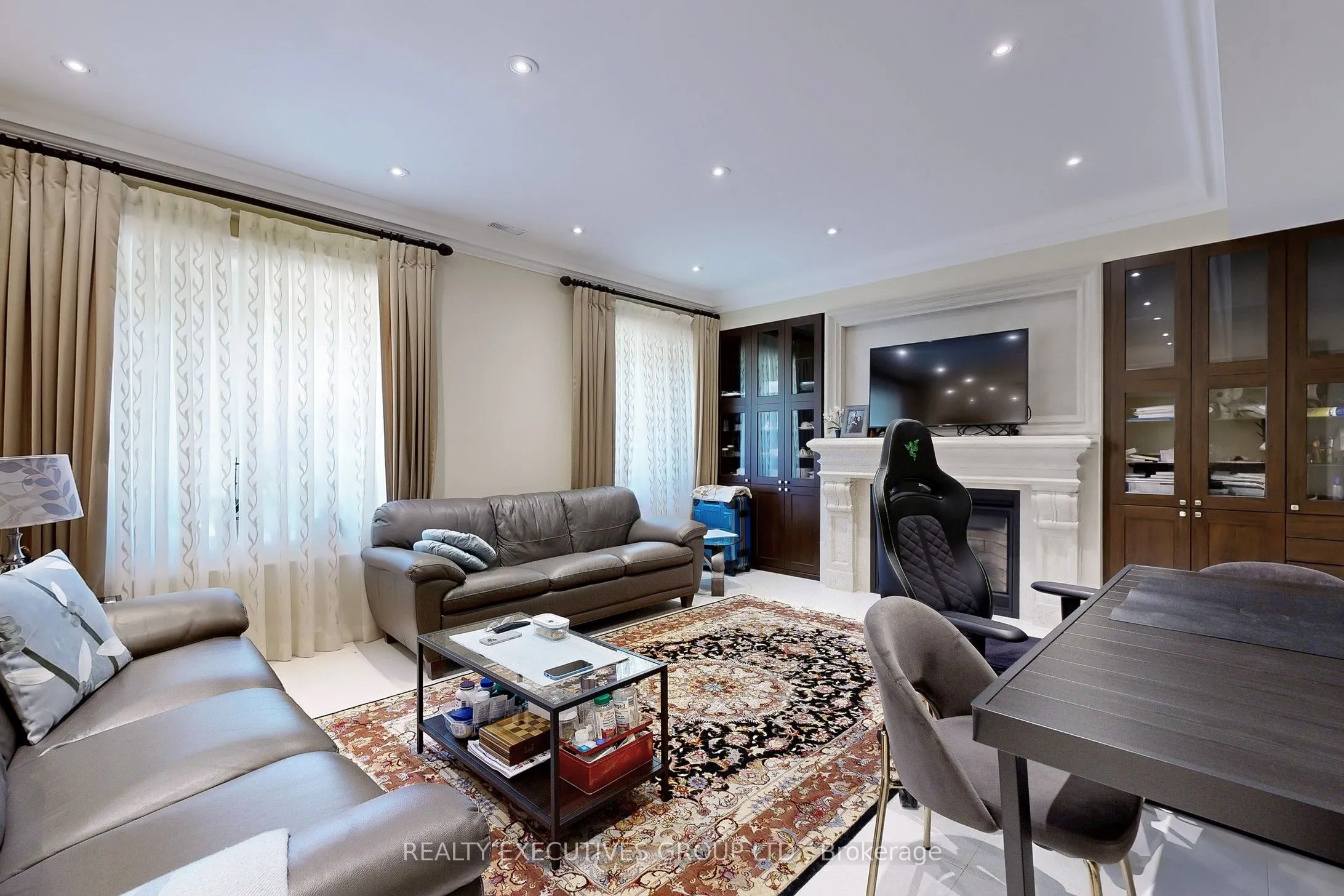 169 Bay Thorn Drive