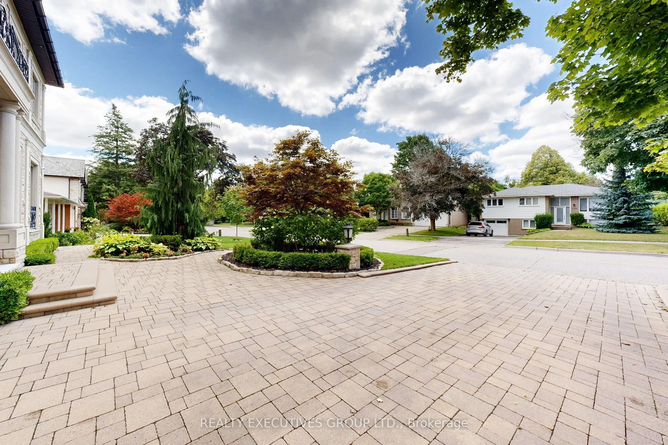 169 Bay Thorn Drive