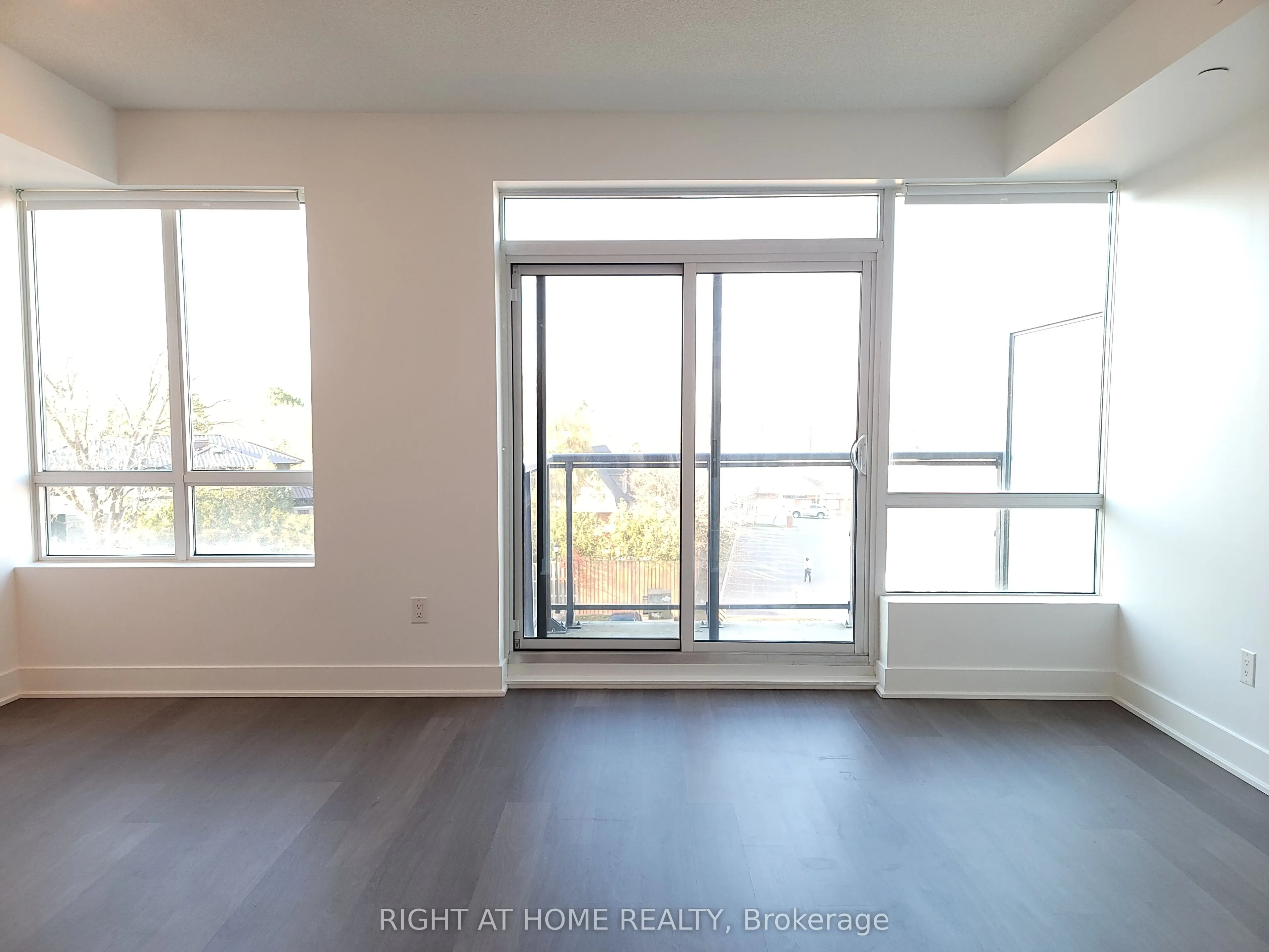 7608 Yonge Street, #516