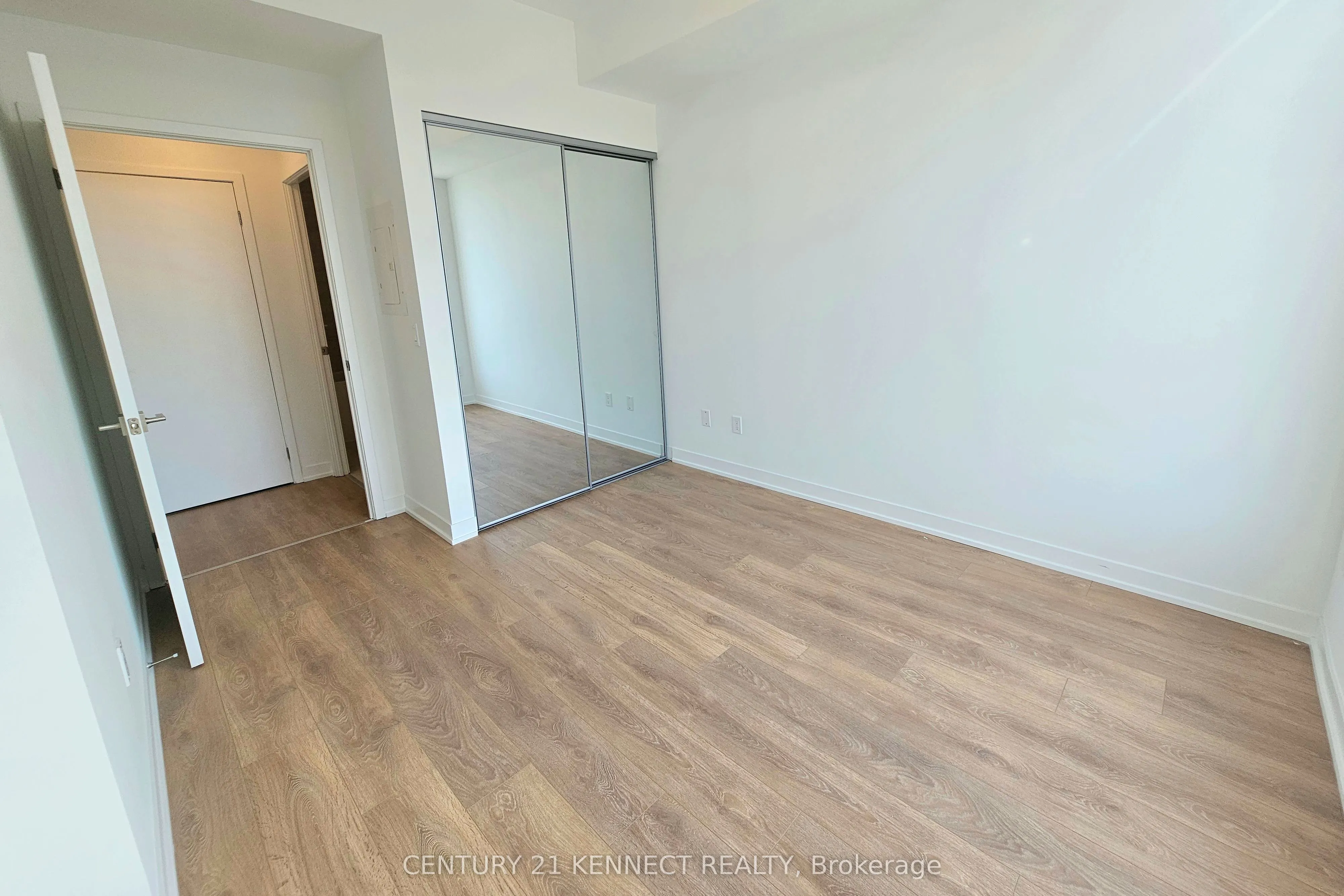 498 Caldari Road, #1425
