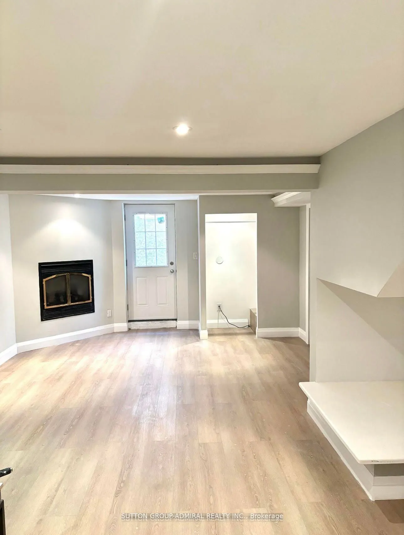 69 Marsh Harbour, #Lower