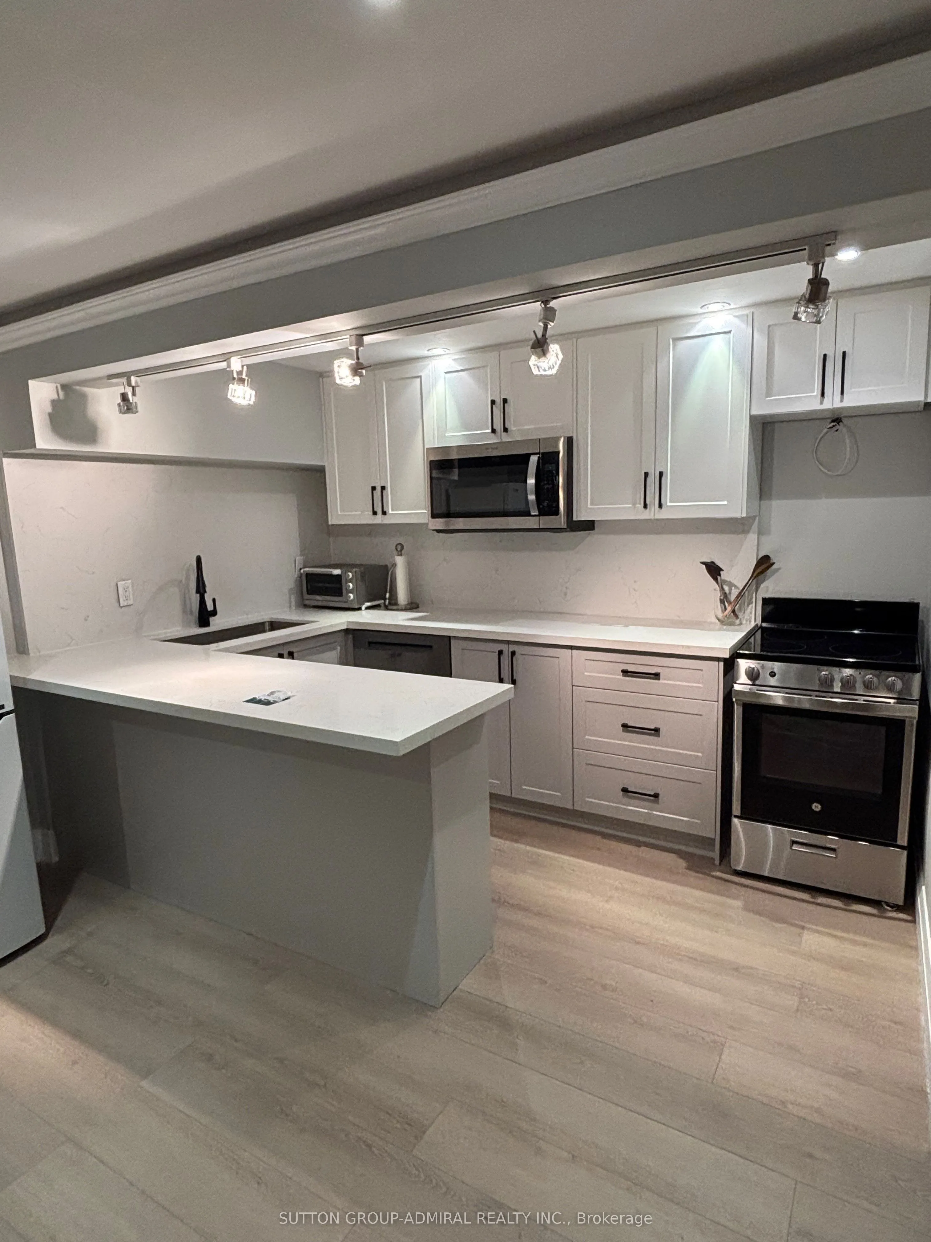 69 Marsh Harbour, #Lower