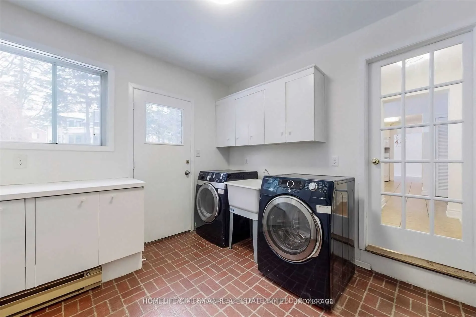 215 Grandview Avenue