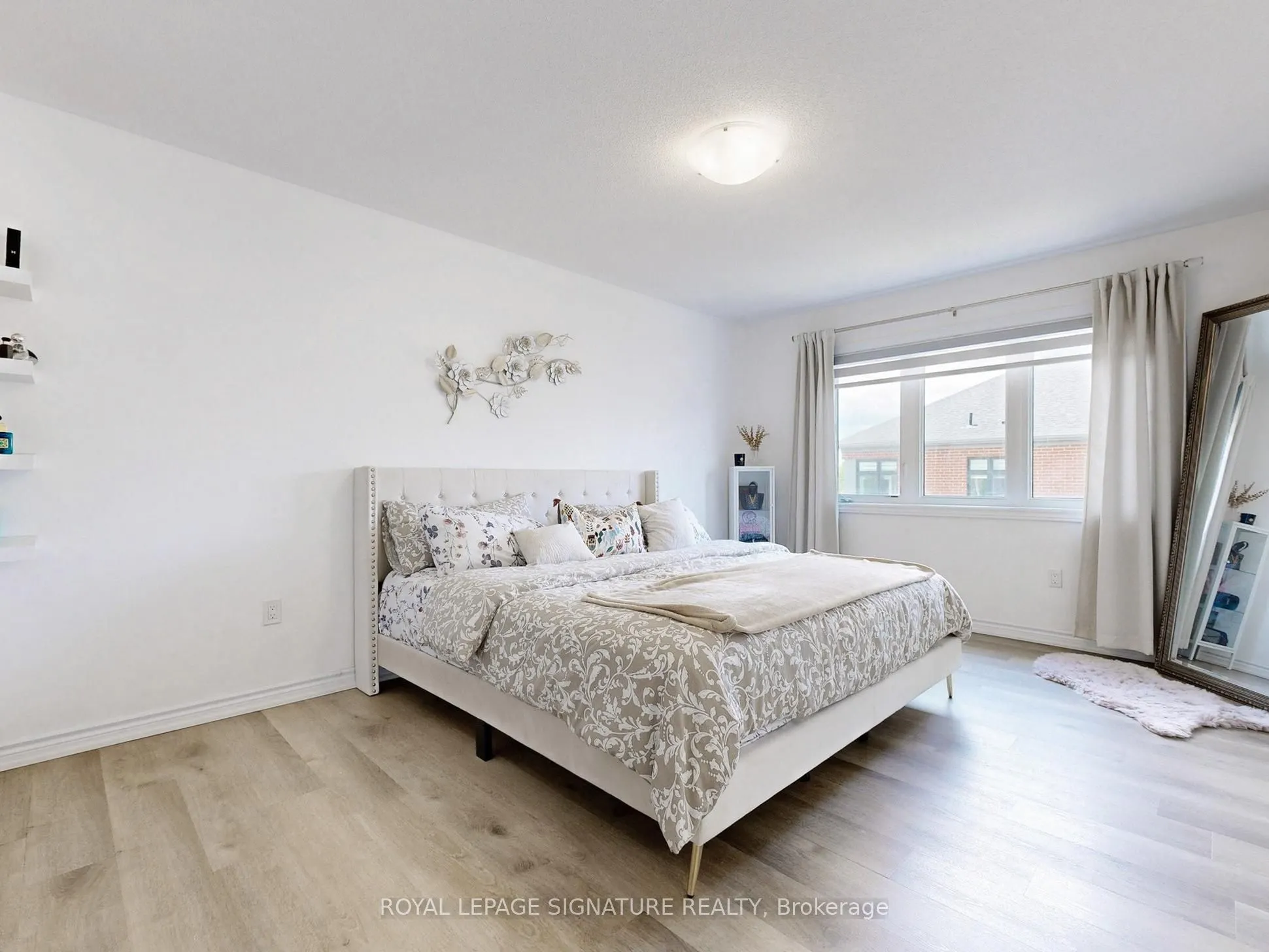 54 Tiberini Way