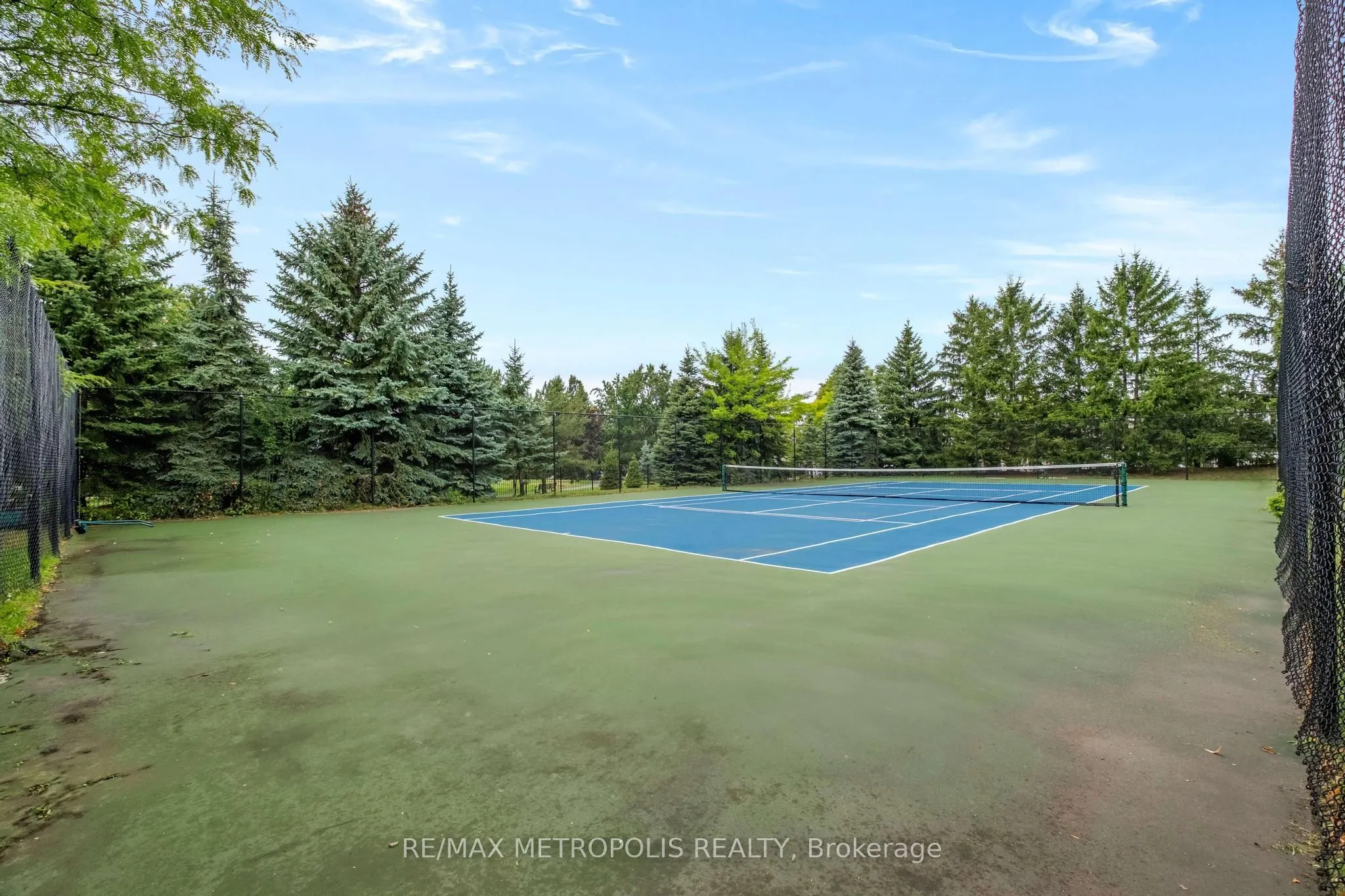 81 Townsgate Drive, #701