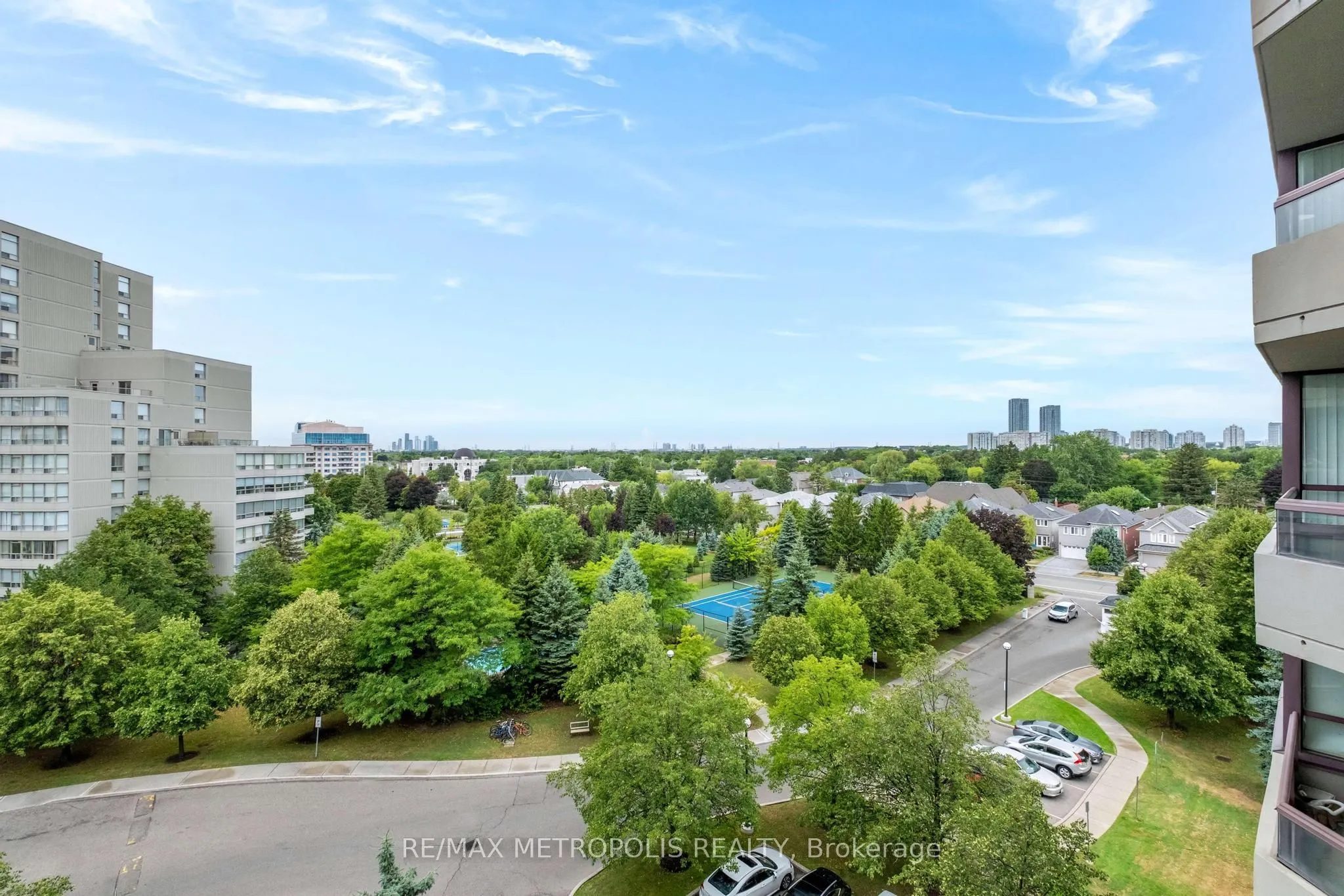 81 Townsgate Drive, #701