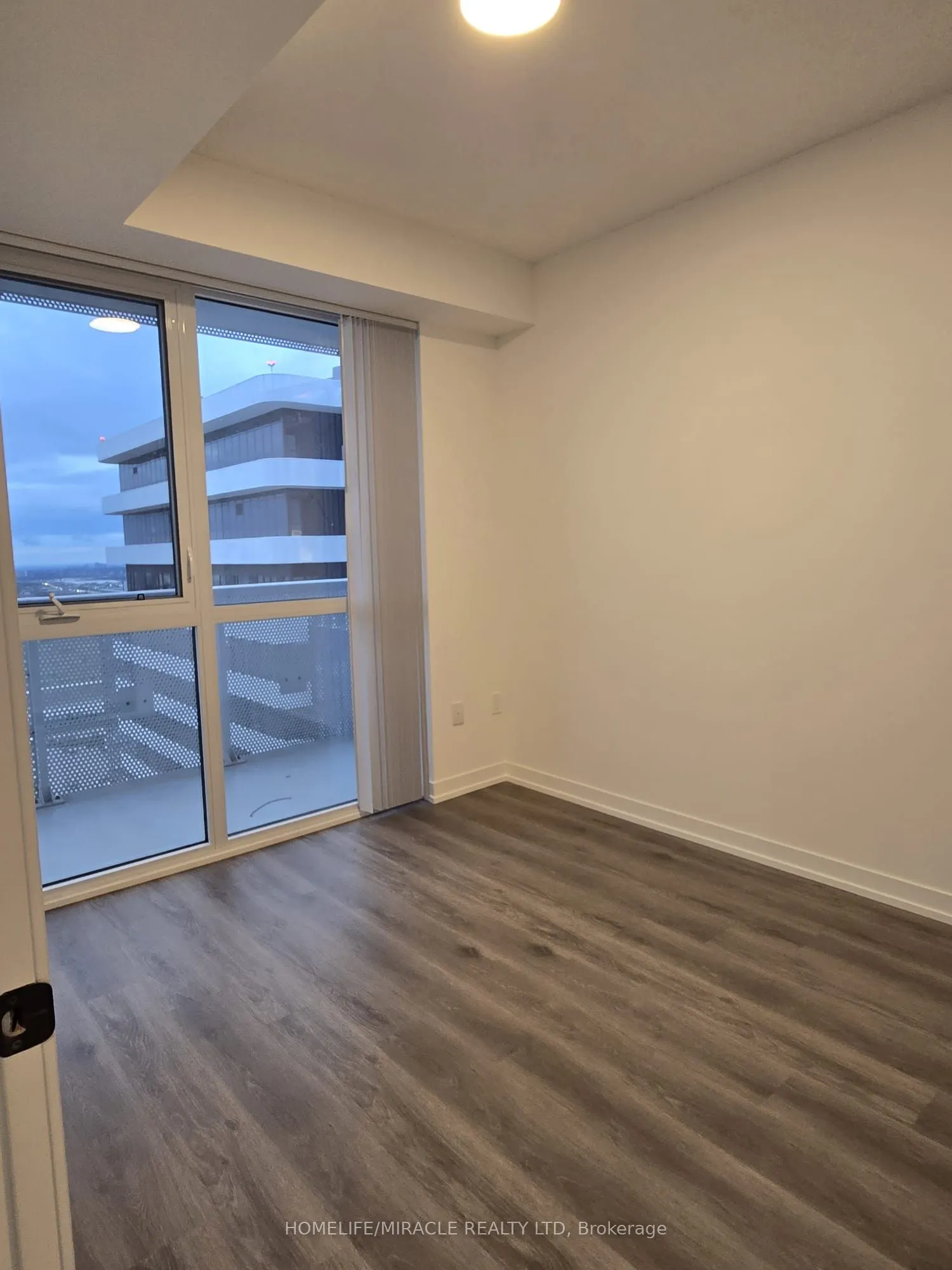 225 Commerce Street, #5205