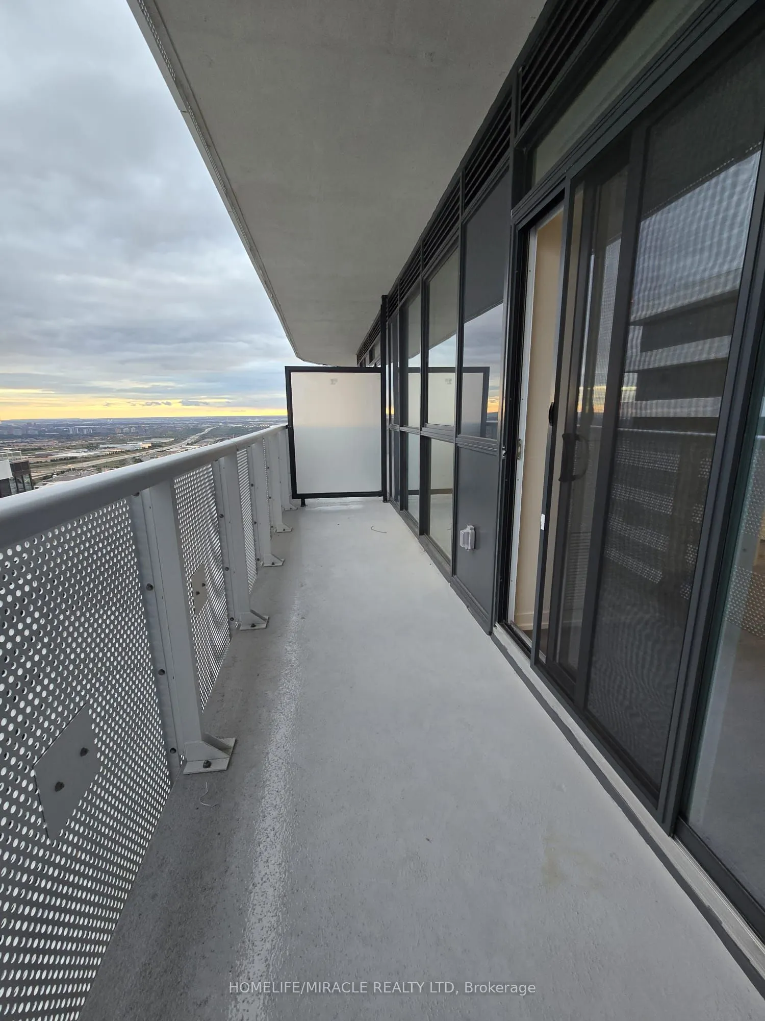 225 Commerce Street, #5205