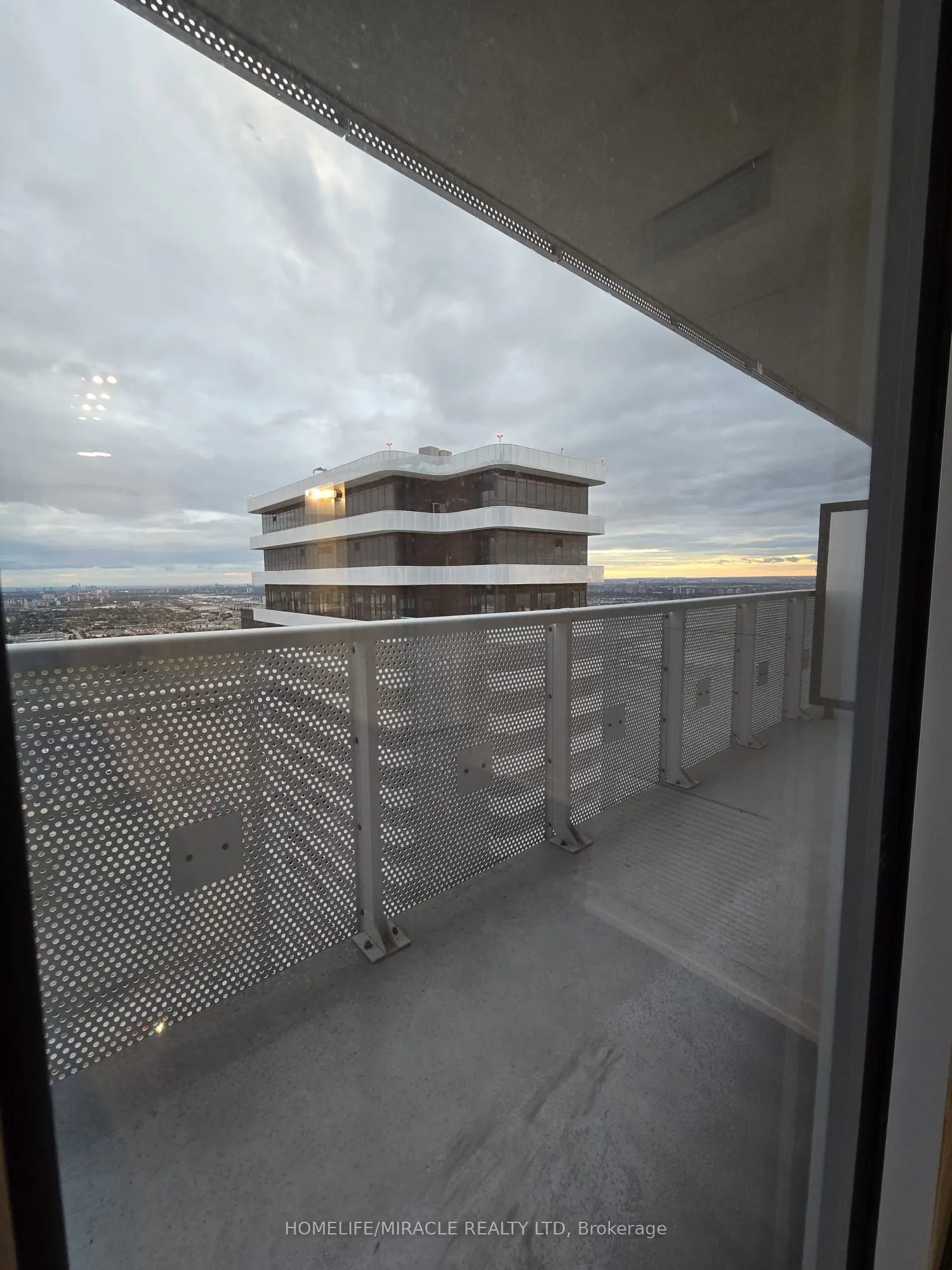 225 Commerce Street, #5205