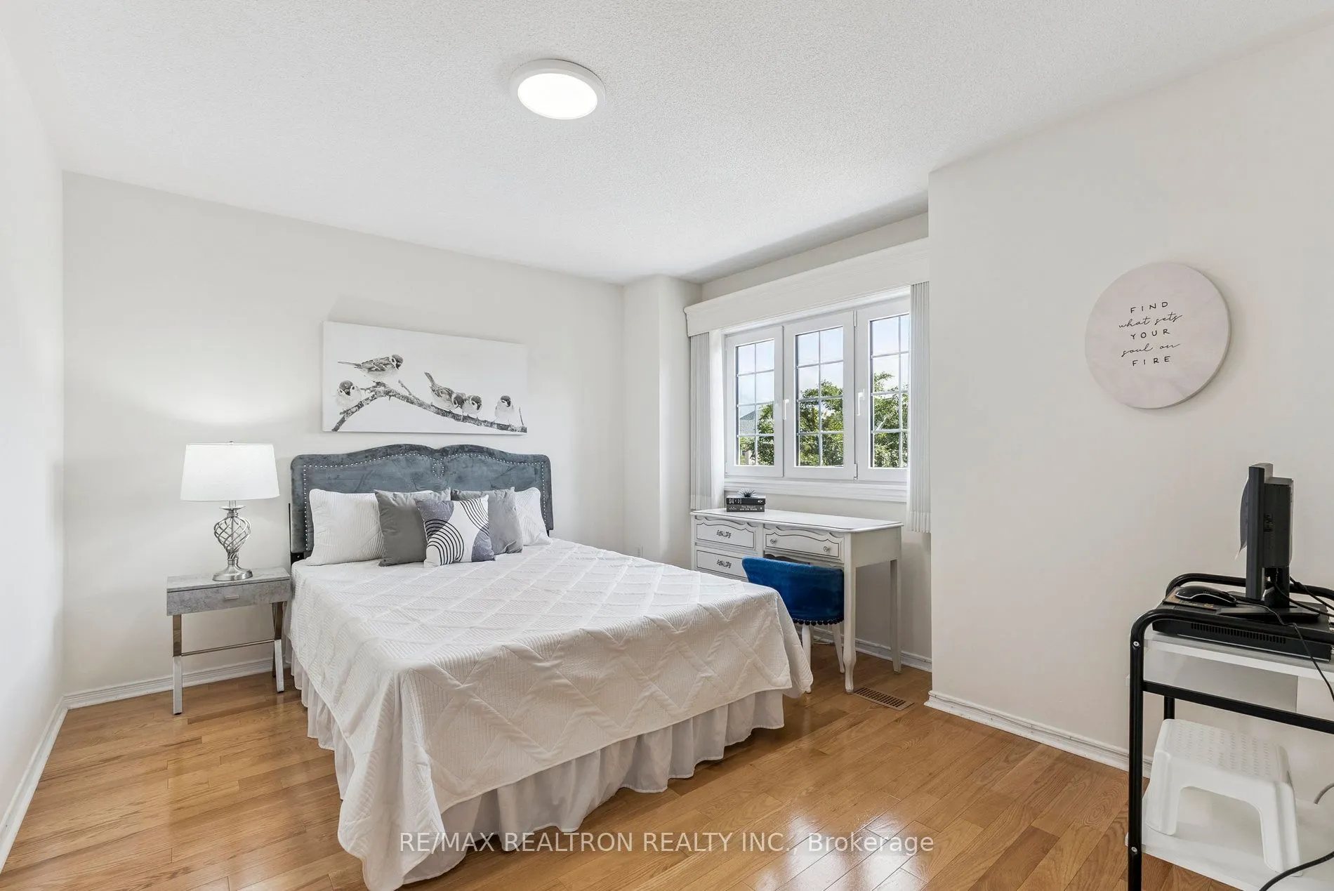 114 Barnwood Drive
