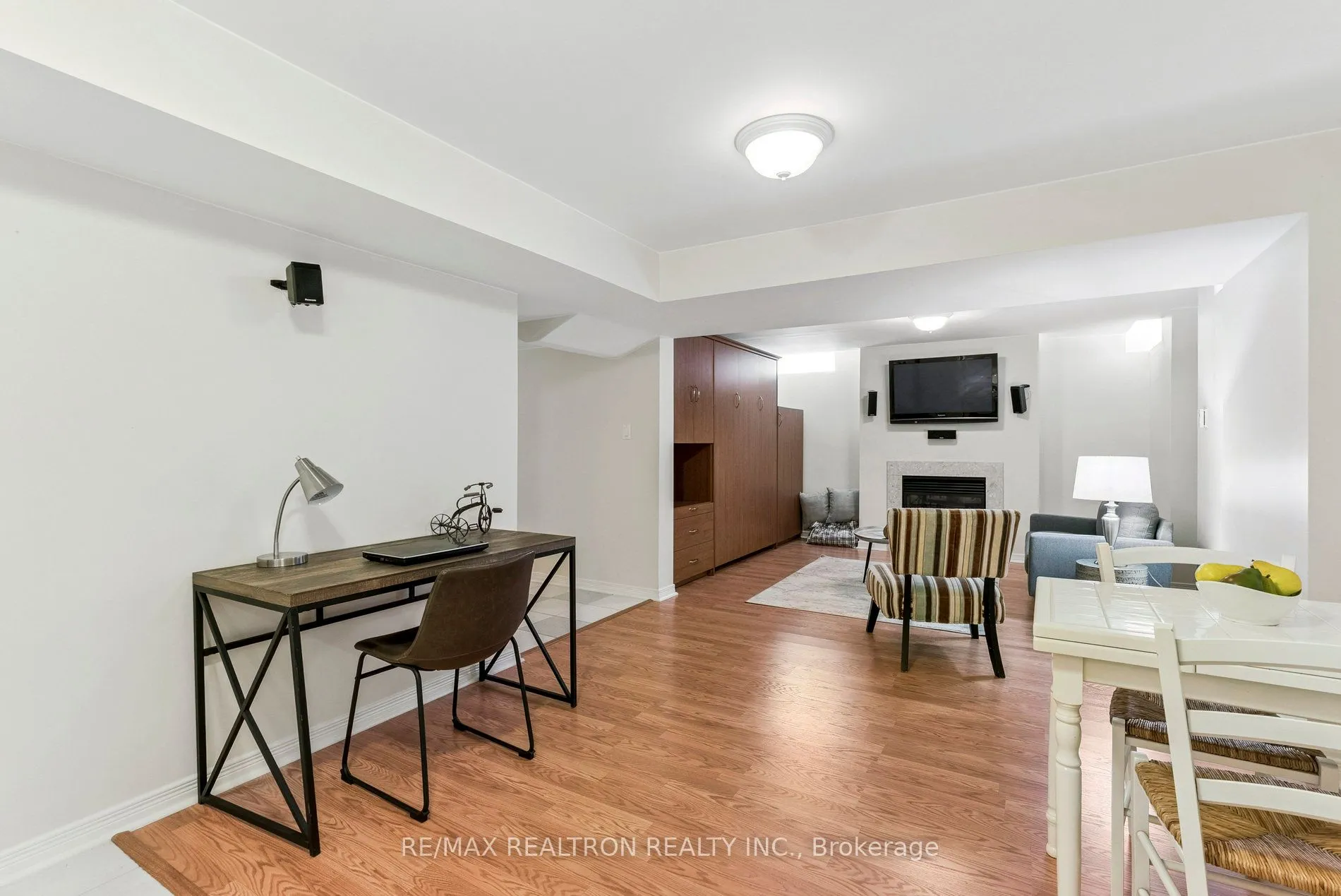 114 Barnwood Drive