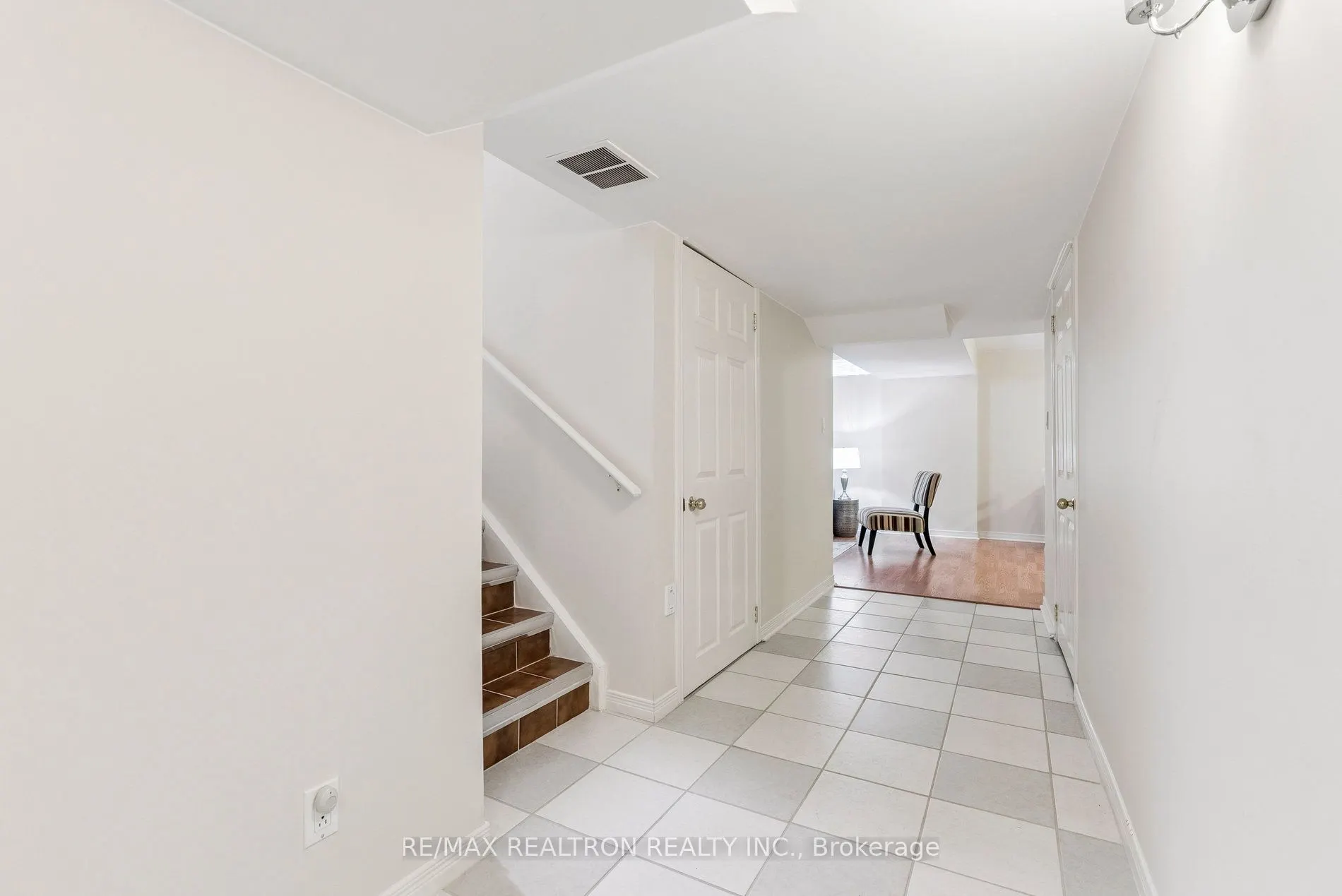 114 Barnwood Drive