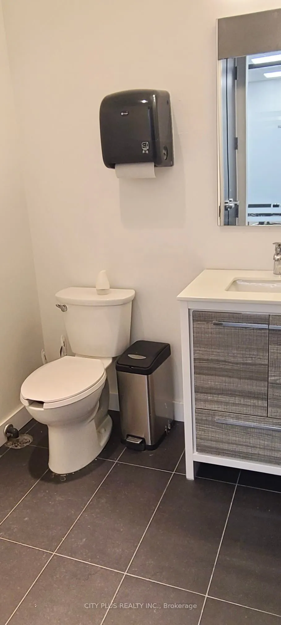 95 Royal Crest Court, #Unit 5 & 6