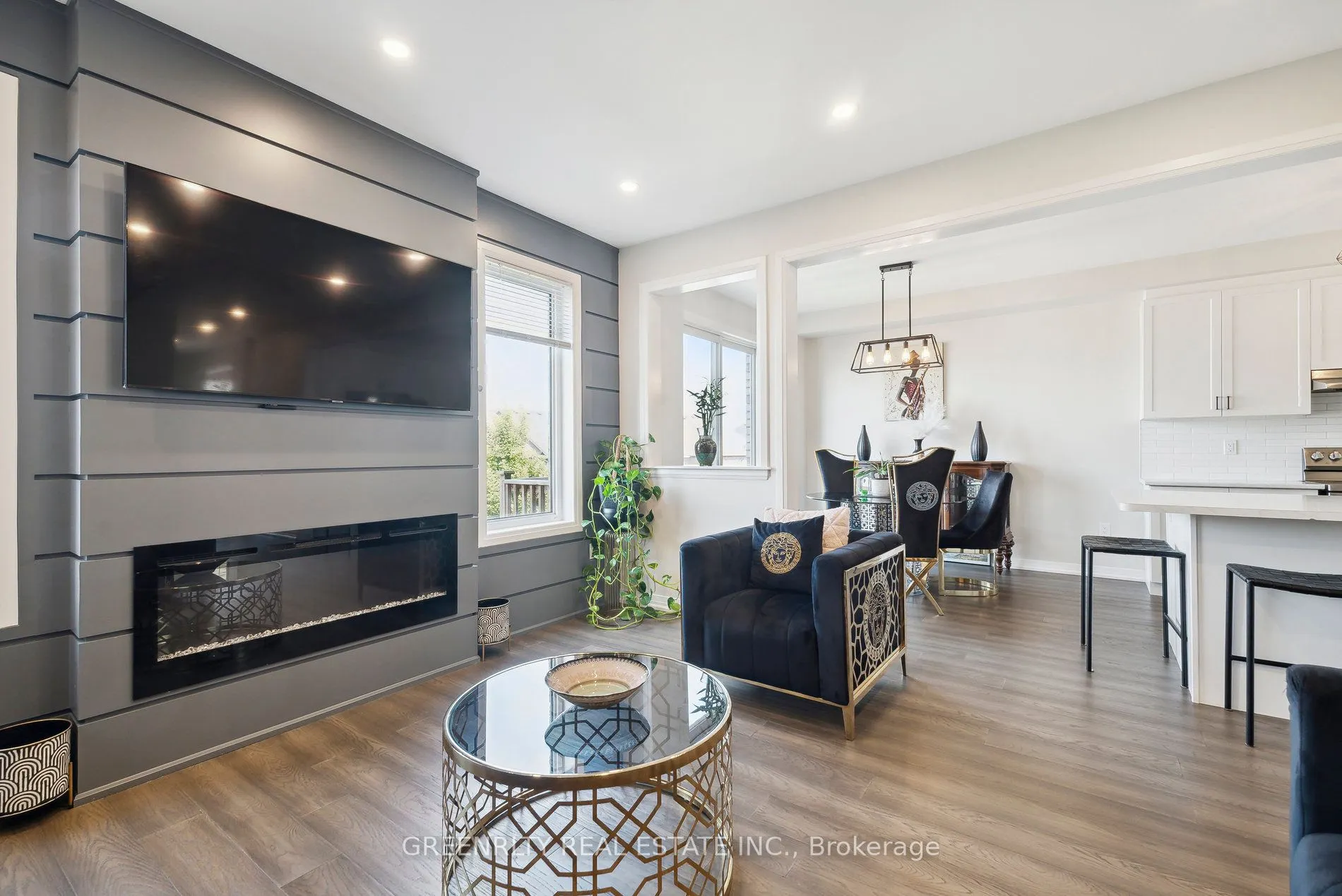 28 Casserley Crescent