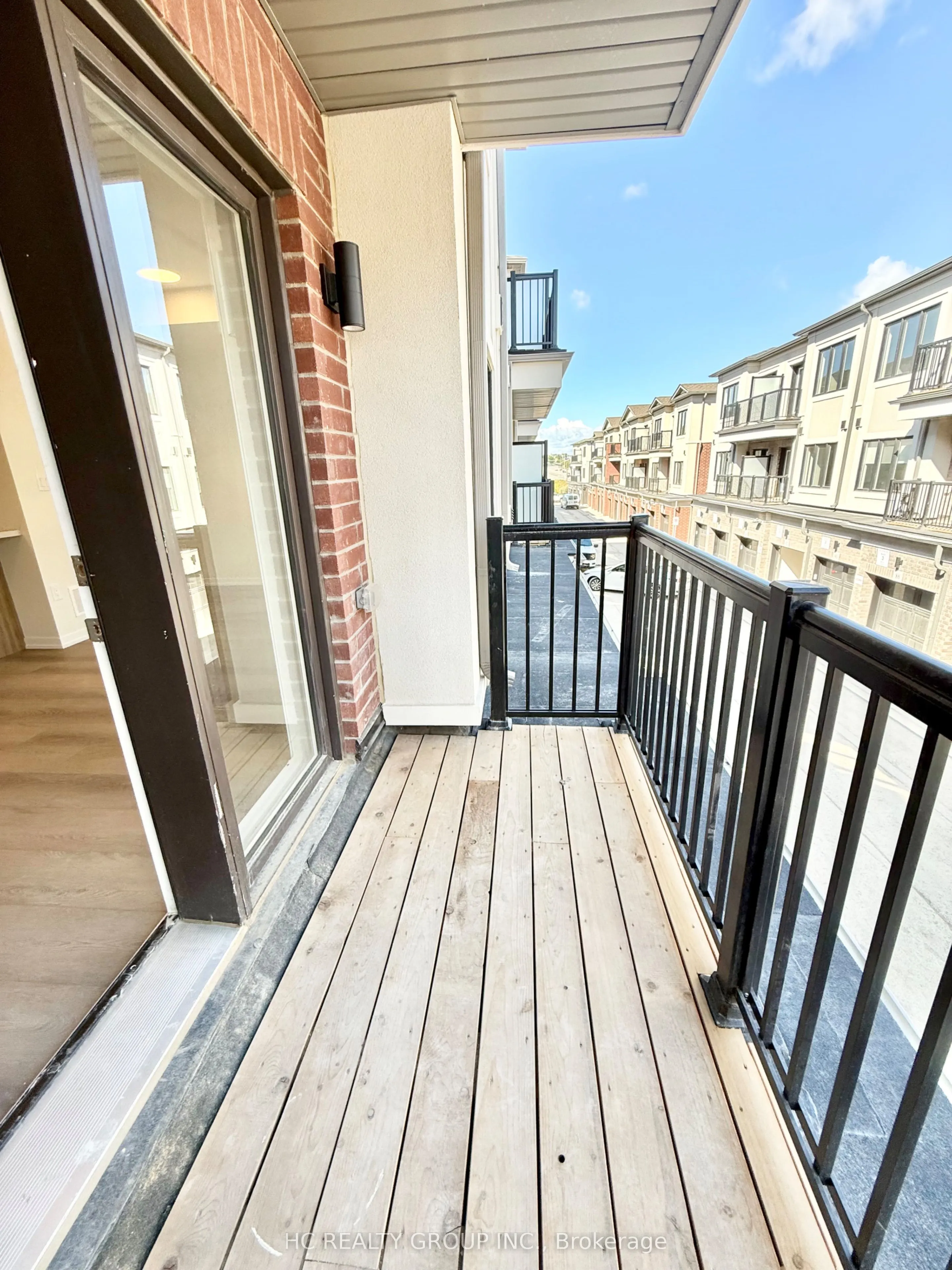 81 Matawin Lane, #78