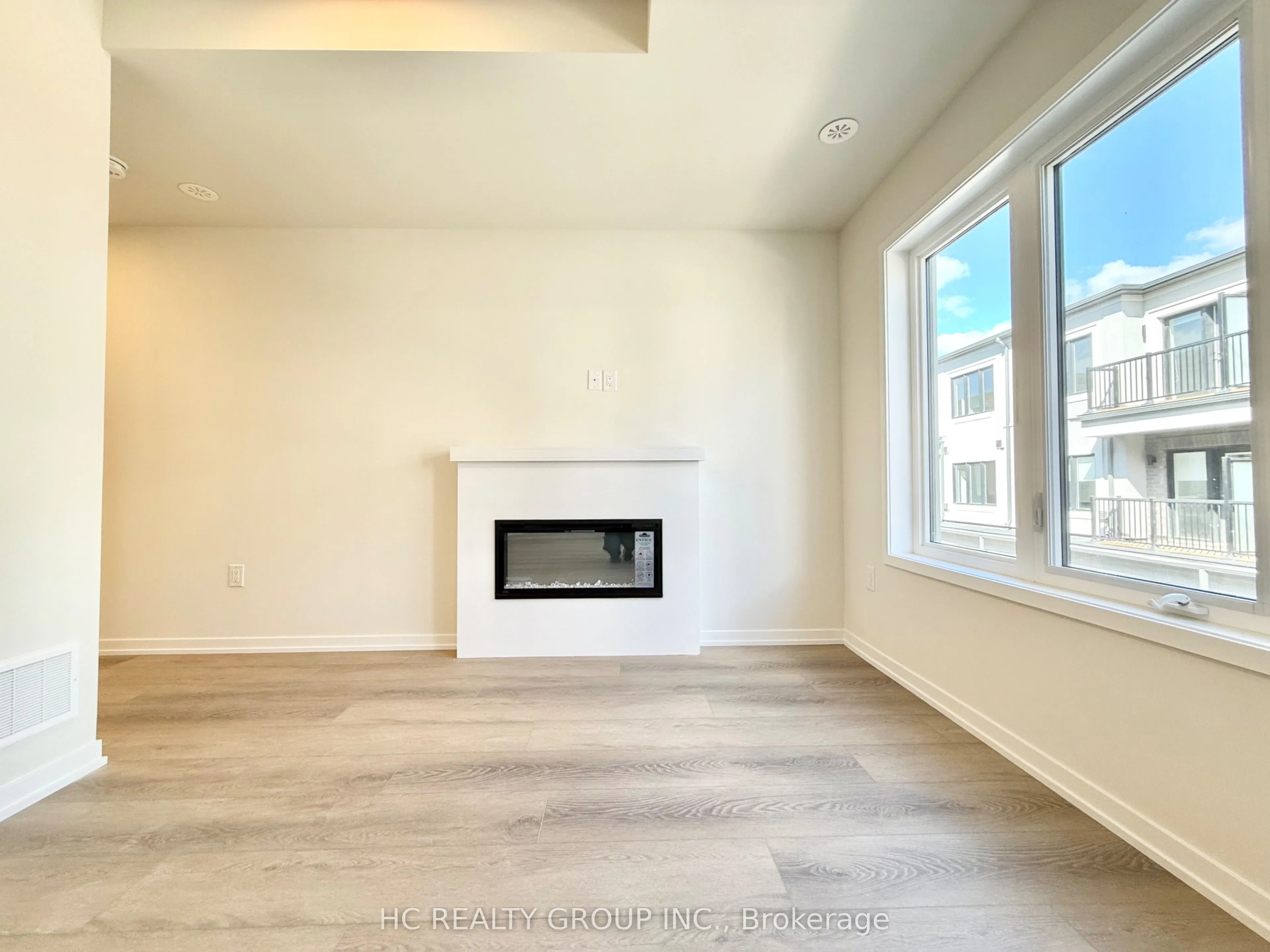 81 Matawin Lane, #78
