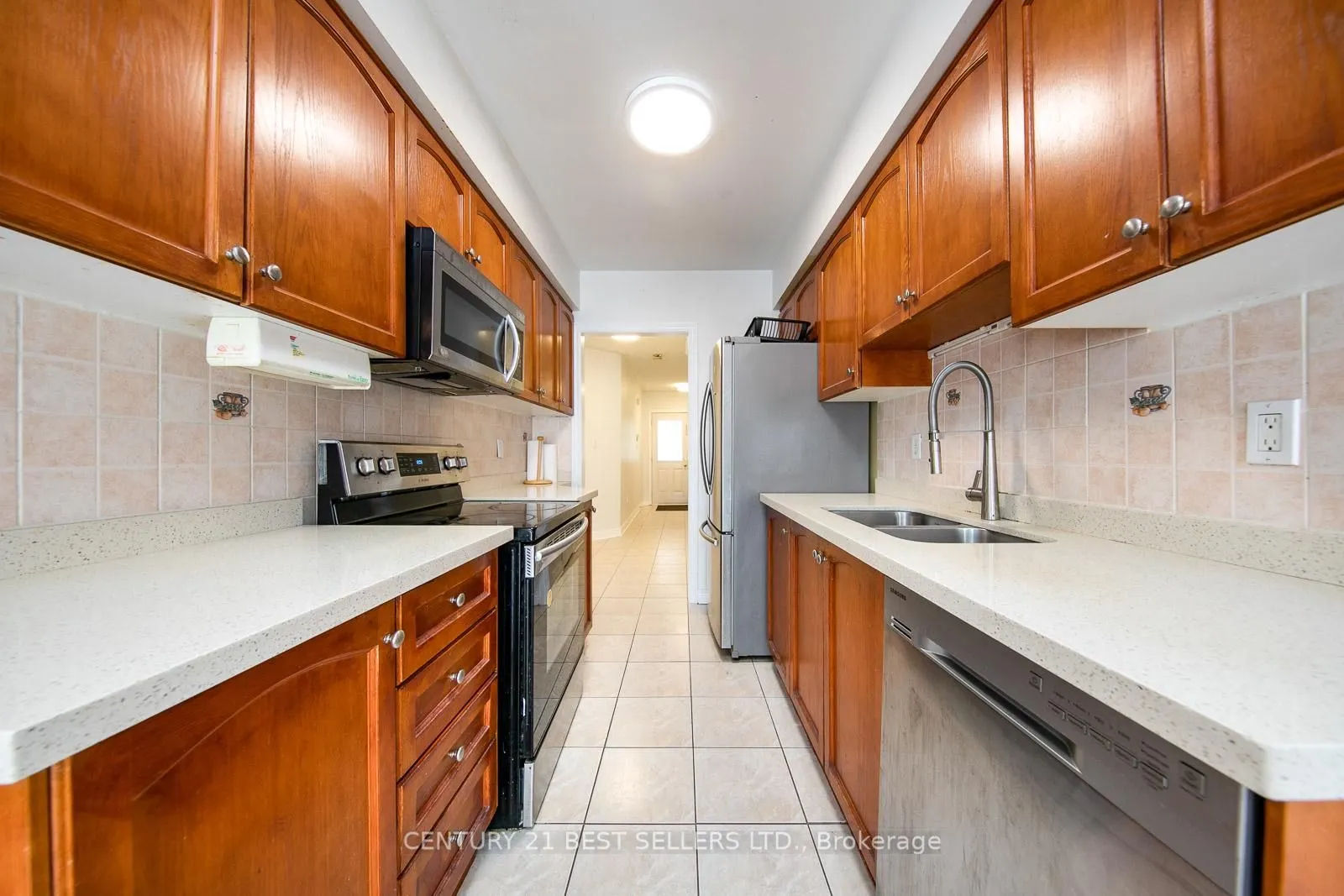 189 Warwick Crescent