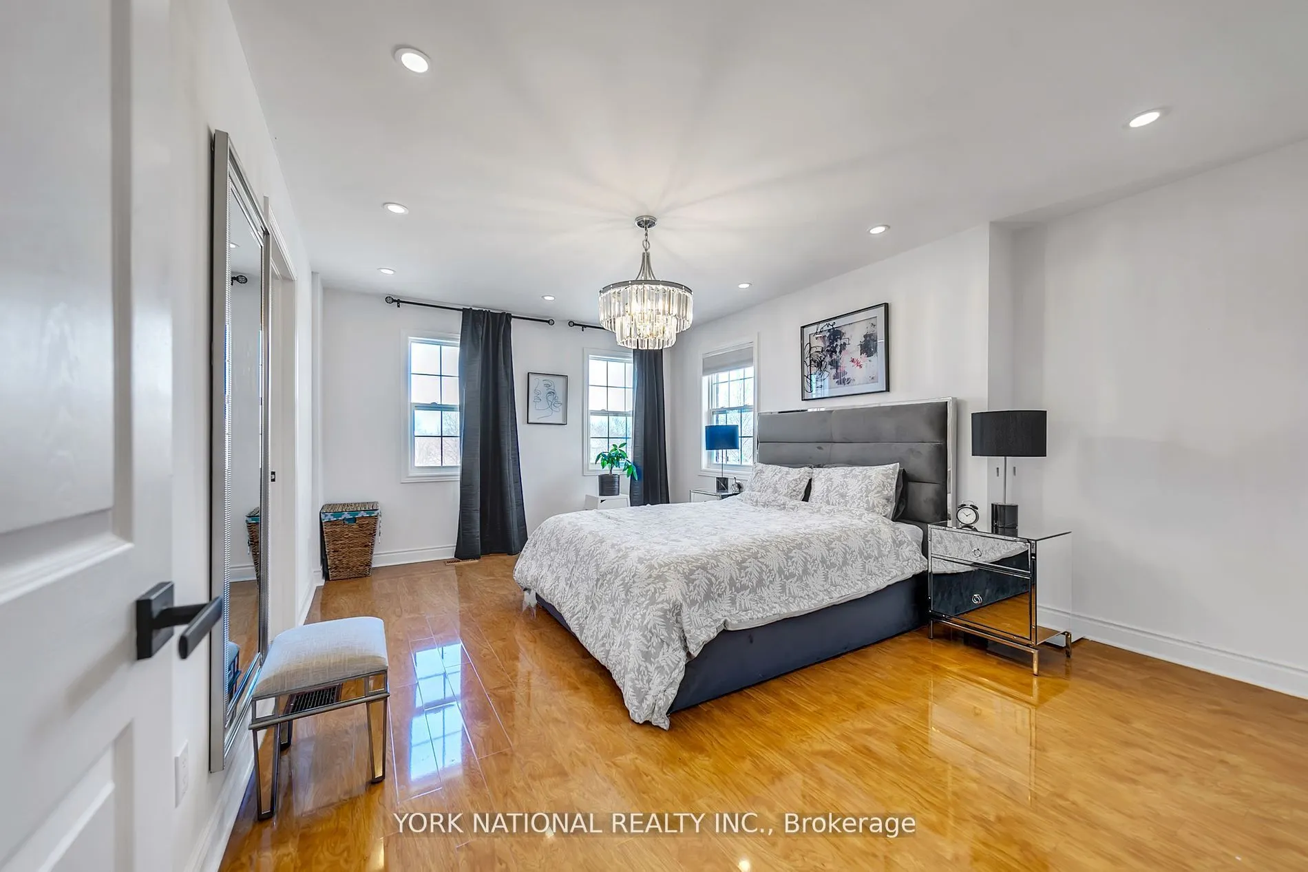 12 Loring Doolittle Court, #12
