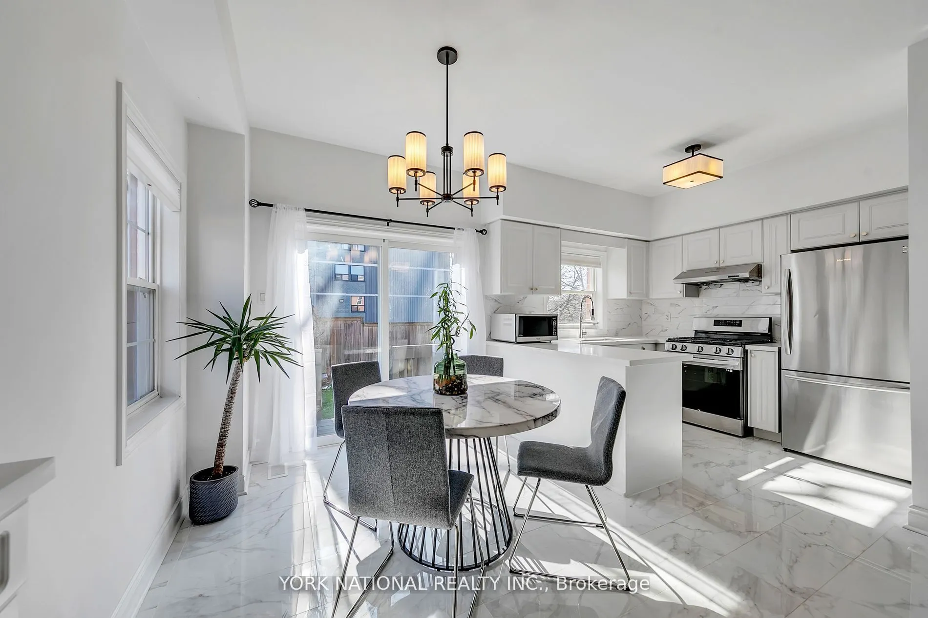 12 Loring Doolittle Court, #12