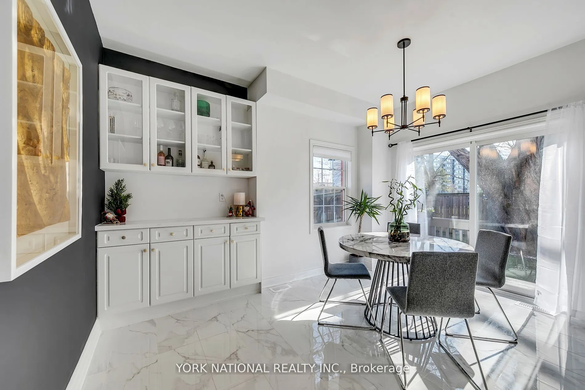 12 Loring Doolittle Court, #12
