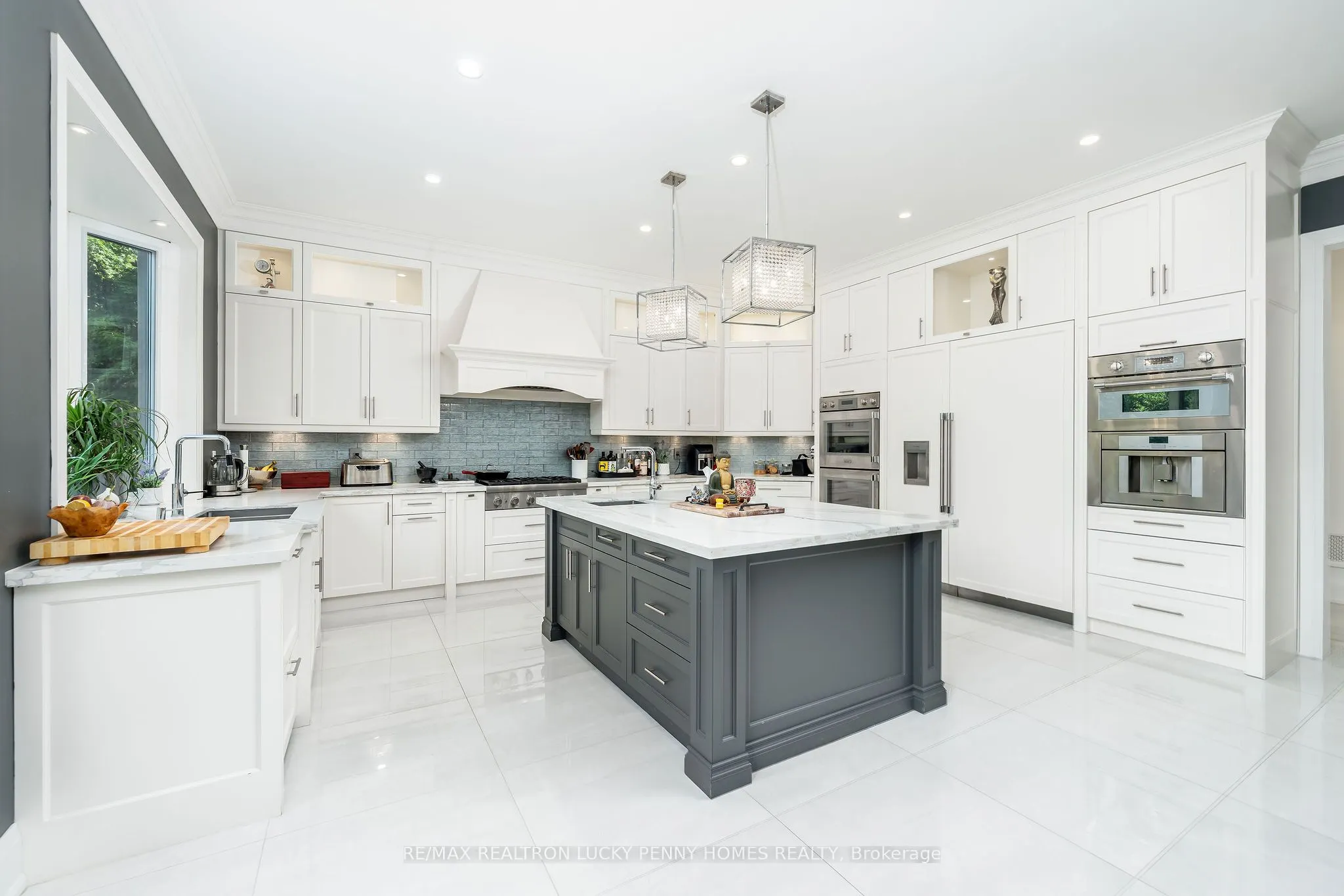 30 Bernadotte Drive
