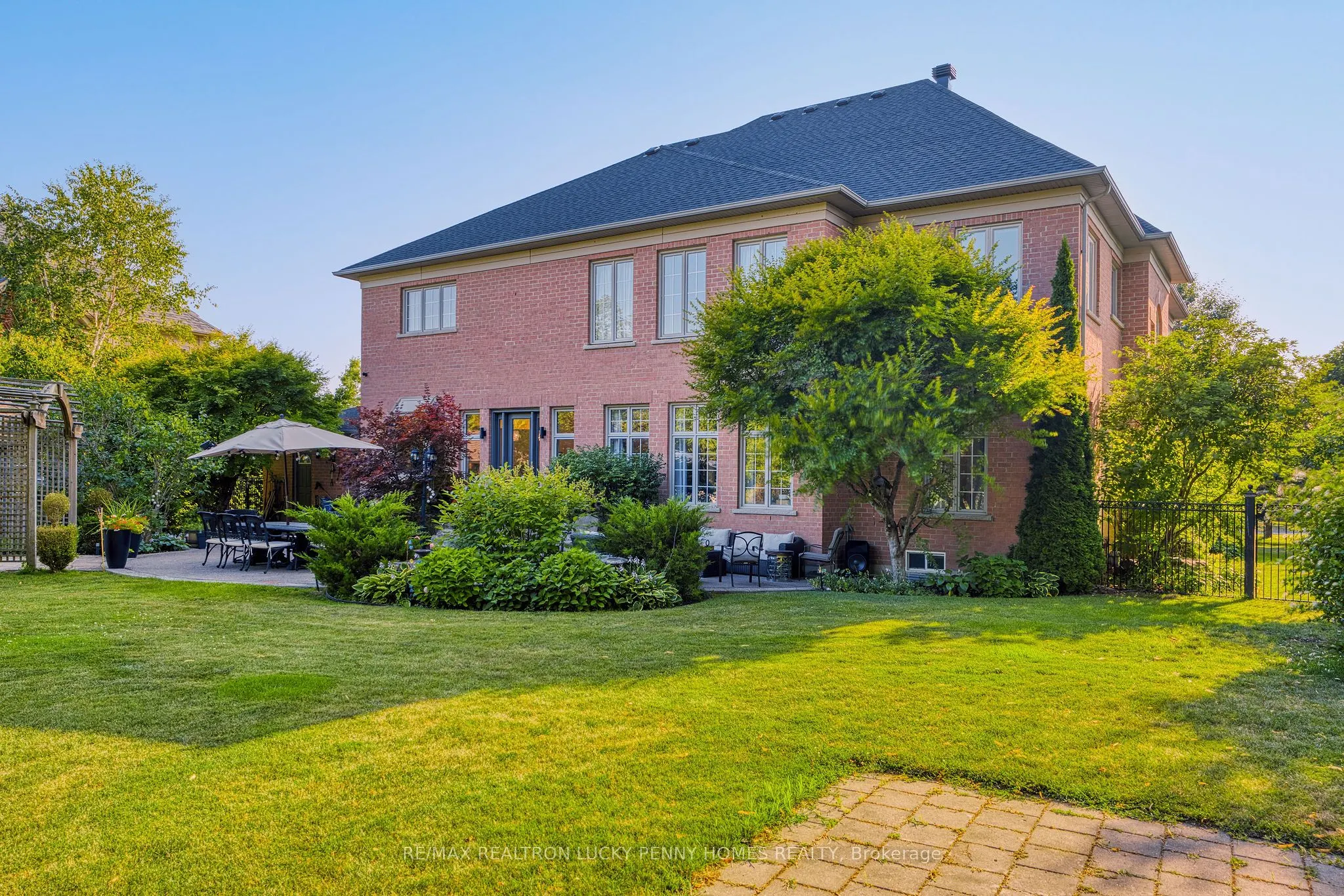 30 Bernadotte Drive