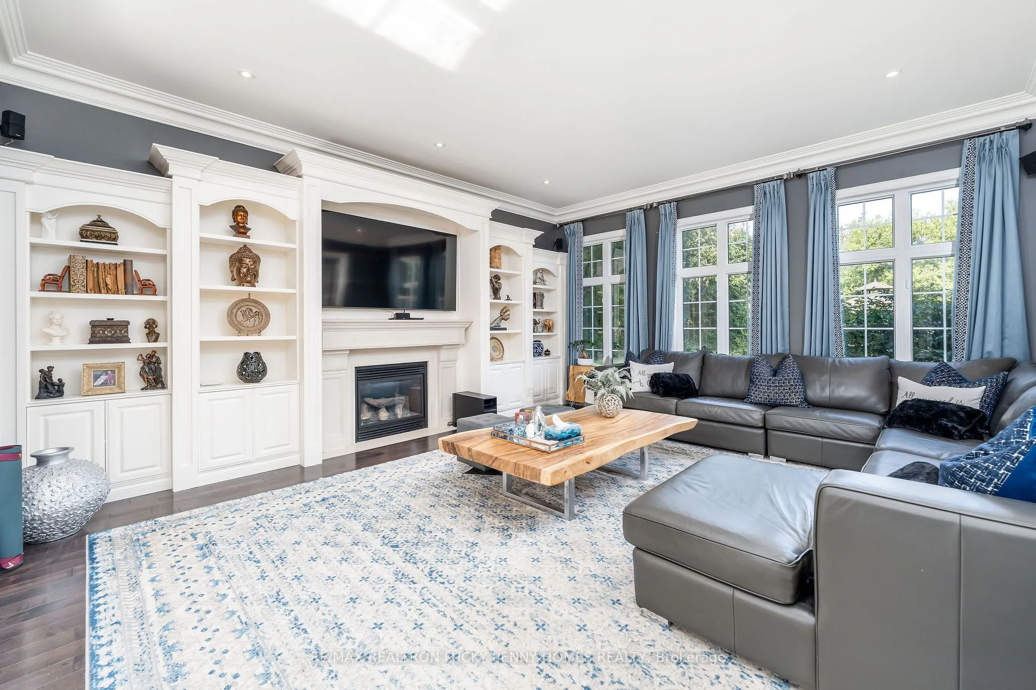 30 Bernadotte Drive