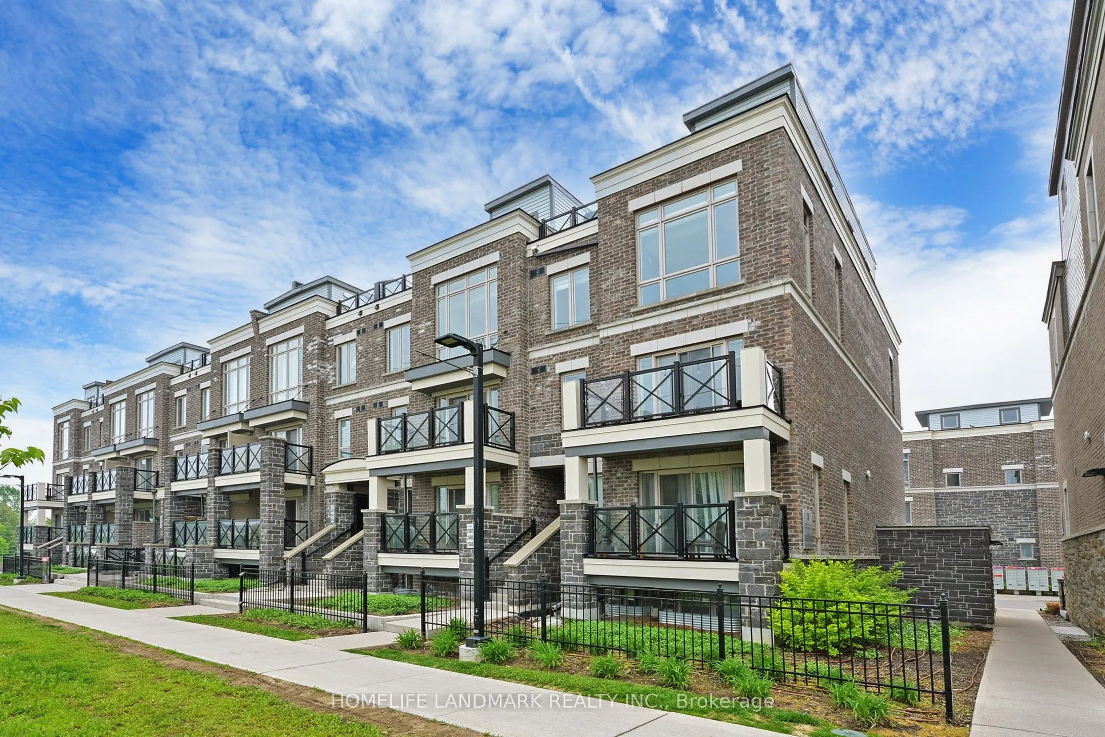 30 Westmeath Lane, #2503