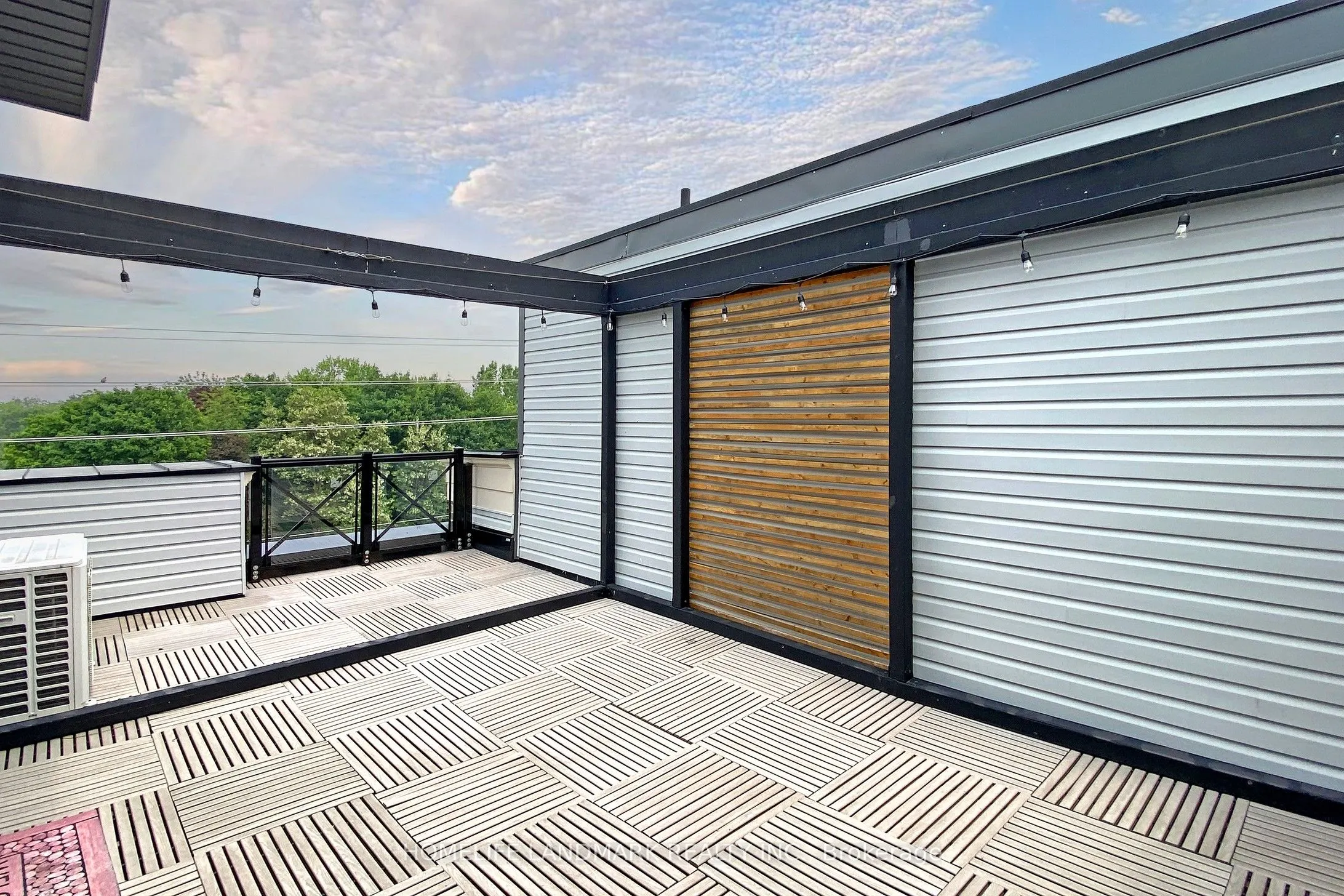 30 Westmeath Lane, #2503