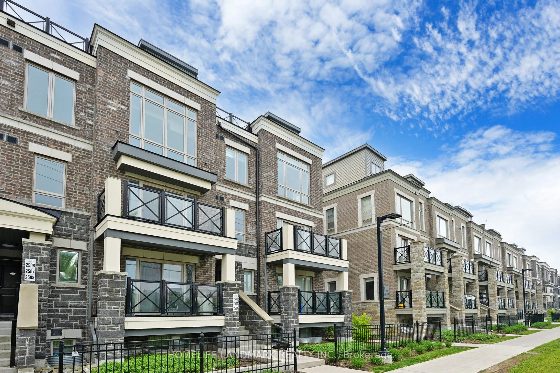 30 Westmeath Lane, #2503