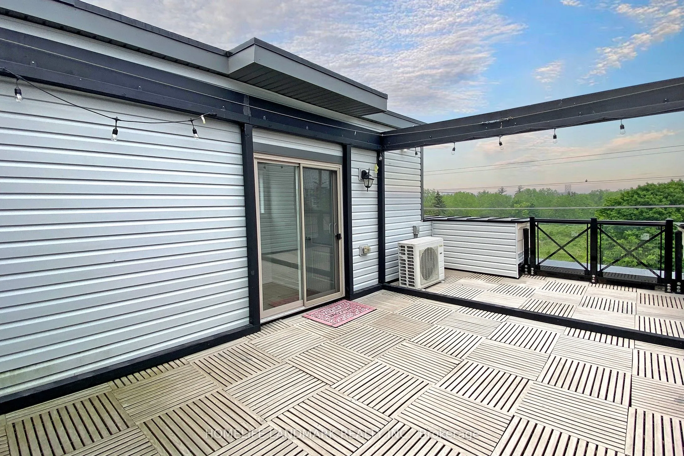 30 Westmeath Lane, #2503