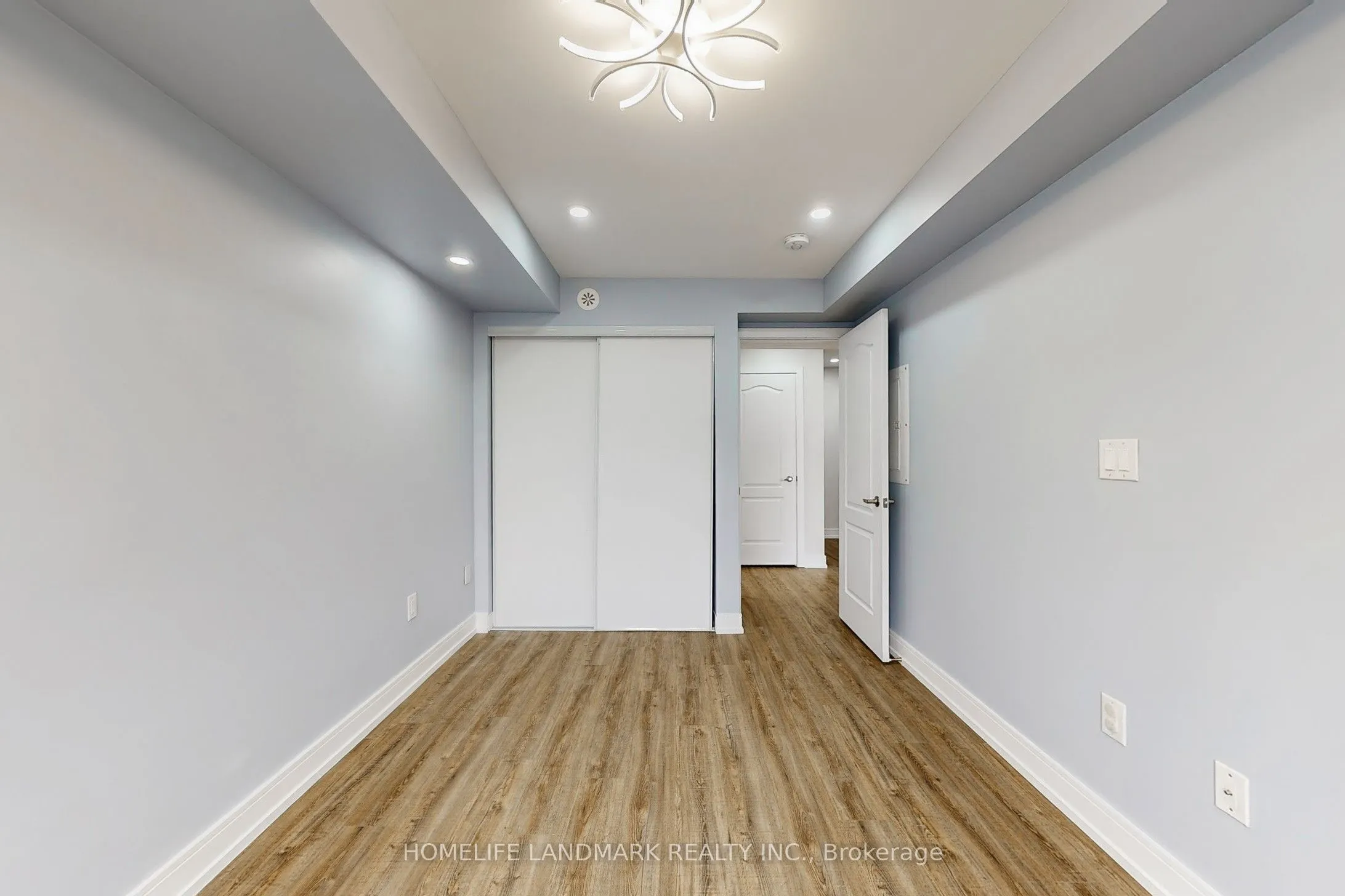 30 Westmeath Lane, #2503