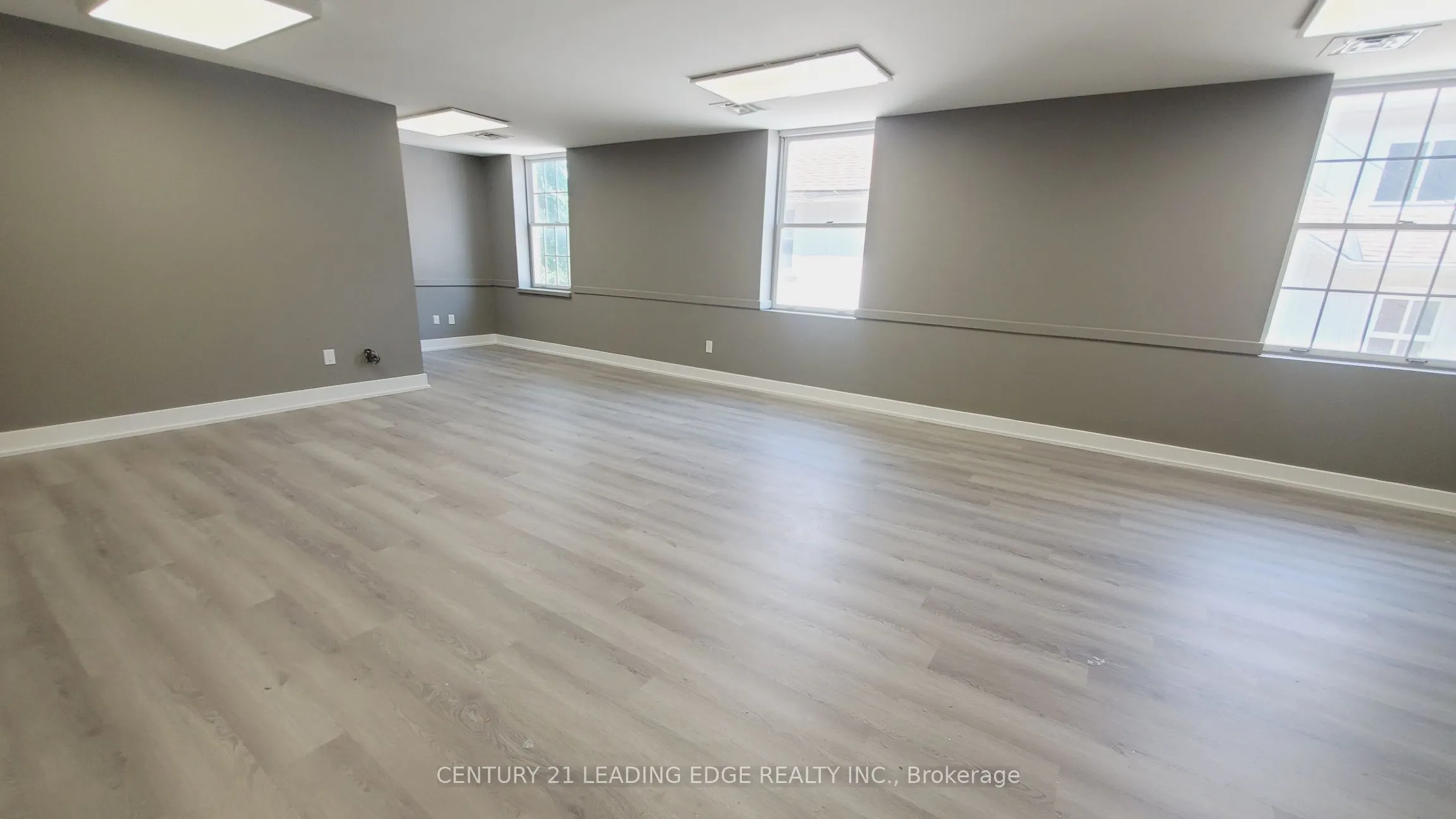 178 Main St. Unionville Street, #202