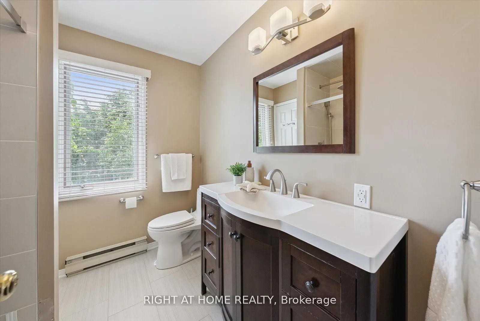 97 Topham Crescent