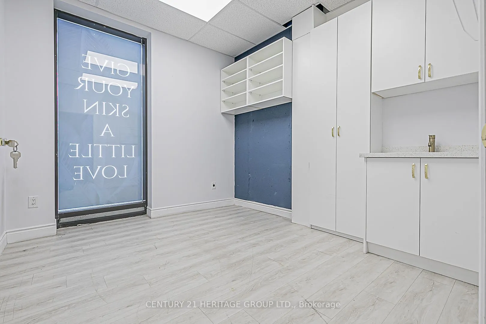 9201 Yonge Street, #LEVEL 1, UNIT 1 ( NW-1)