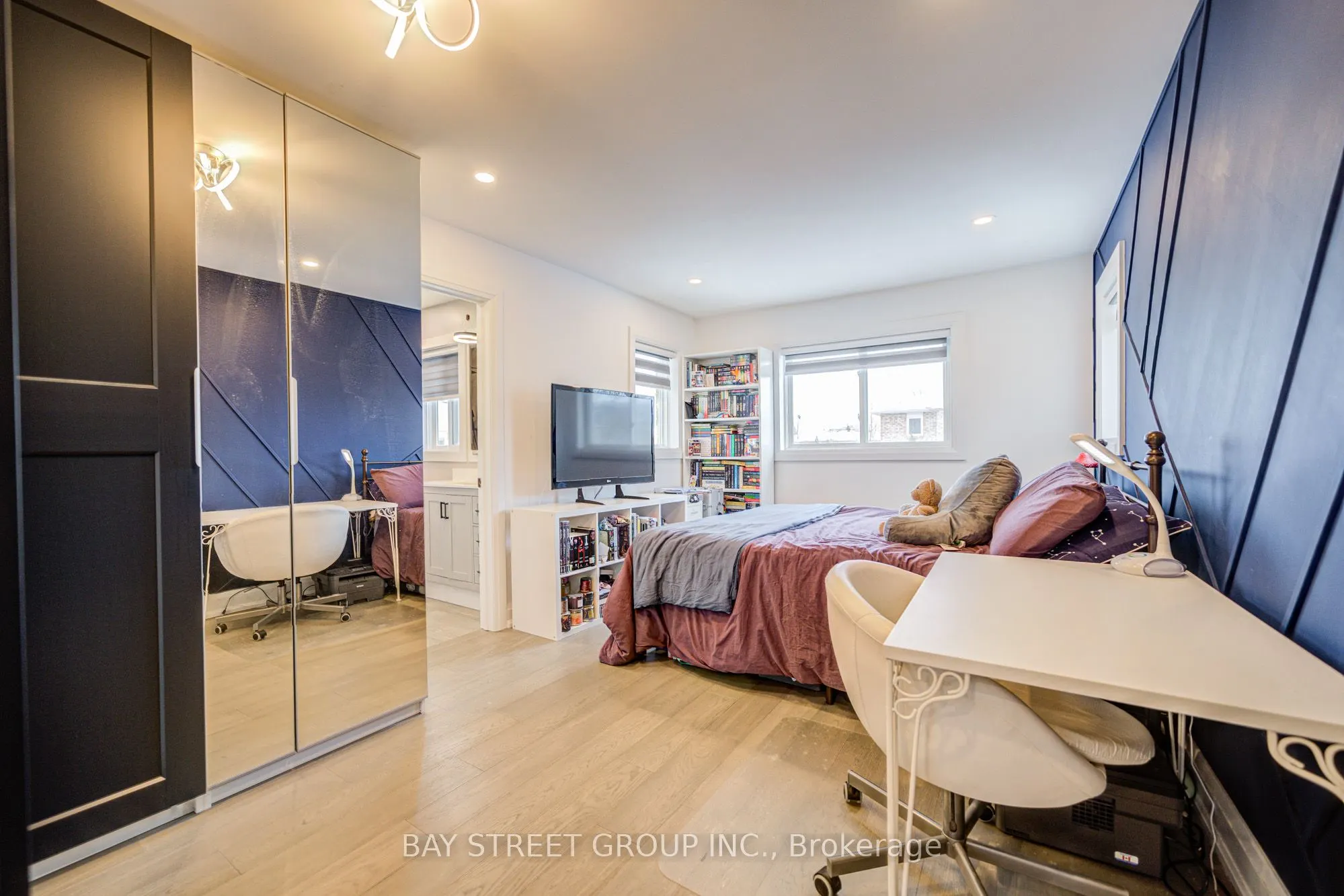 48 Coldstream Crescent