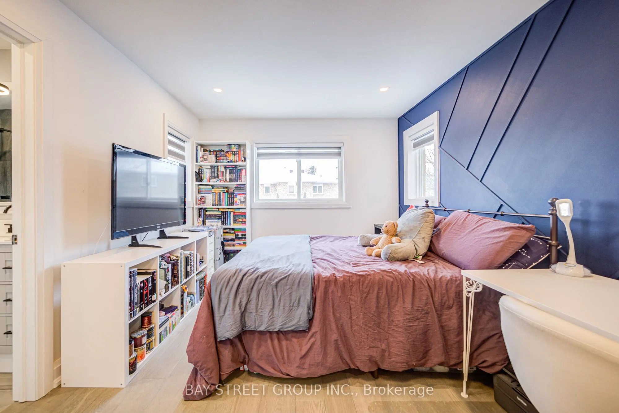 48 Coldstream Crescent