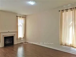 39 Lewis Avenue