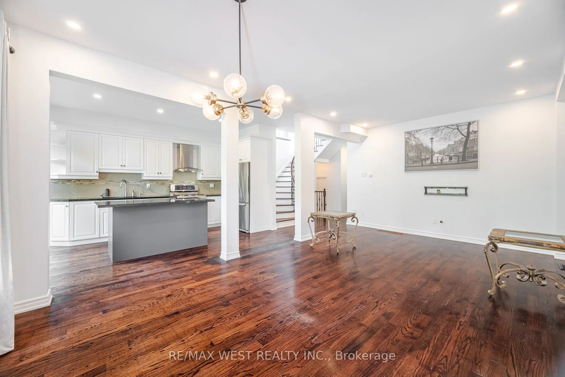 34 Willow Tree Street