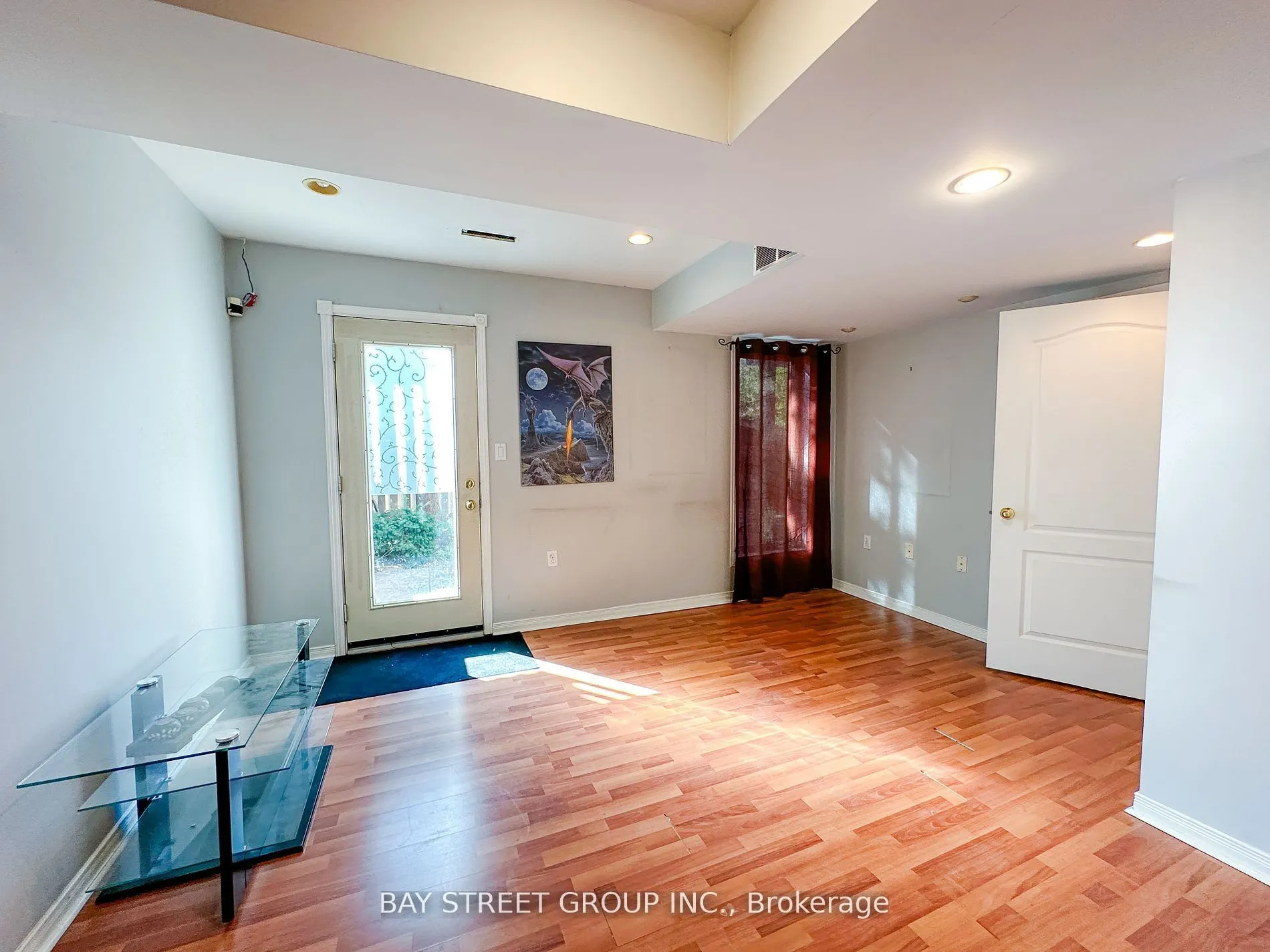 216 Equator Crescent