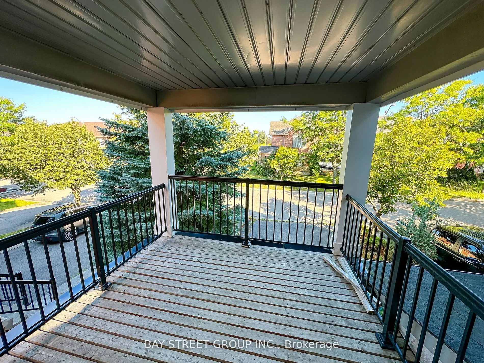216 Equator Crescent