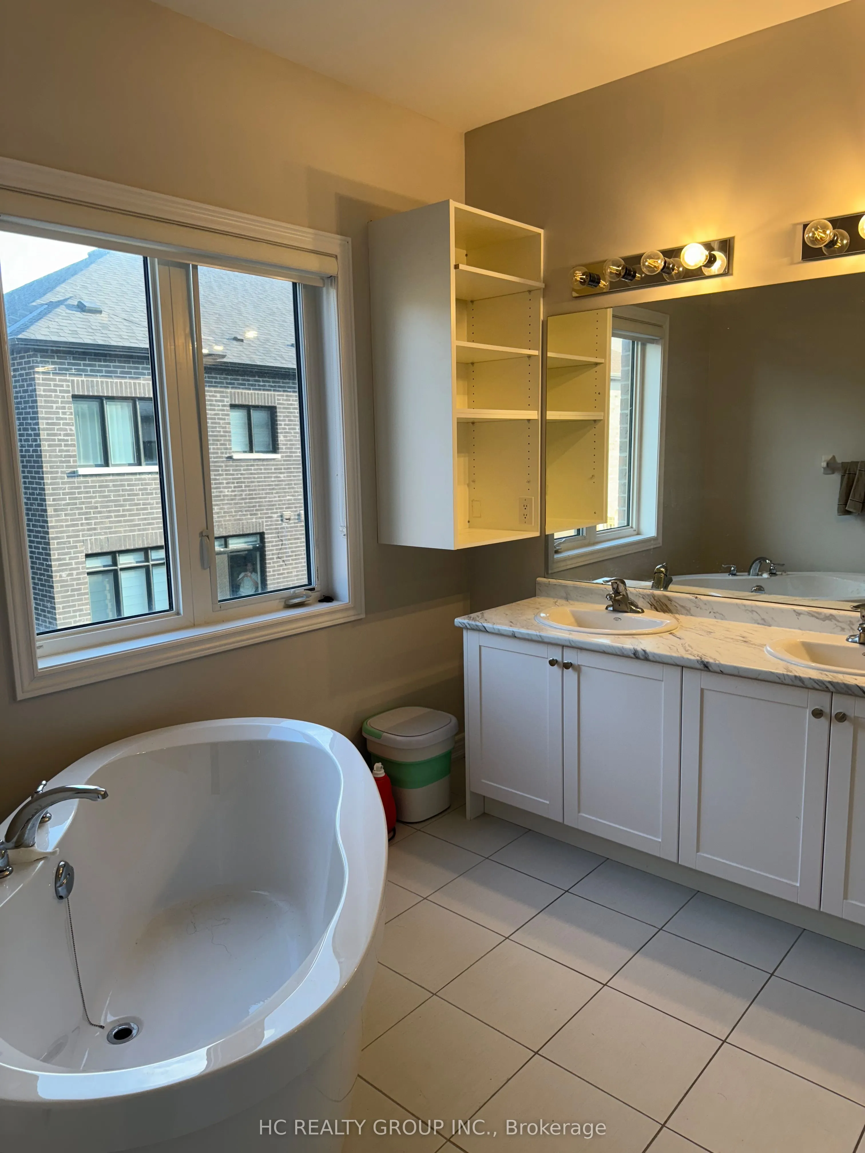 75 MCCAGUE Avenue, #Main Floor