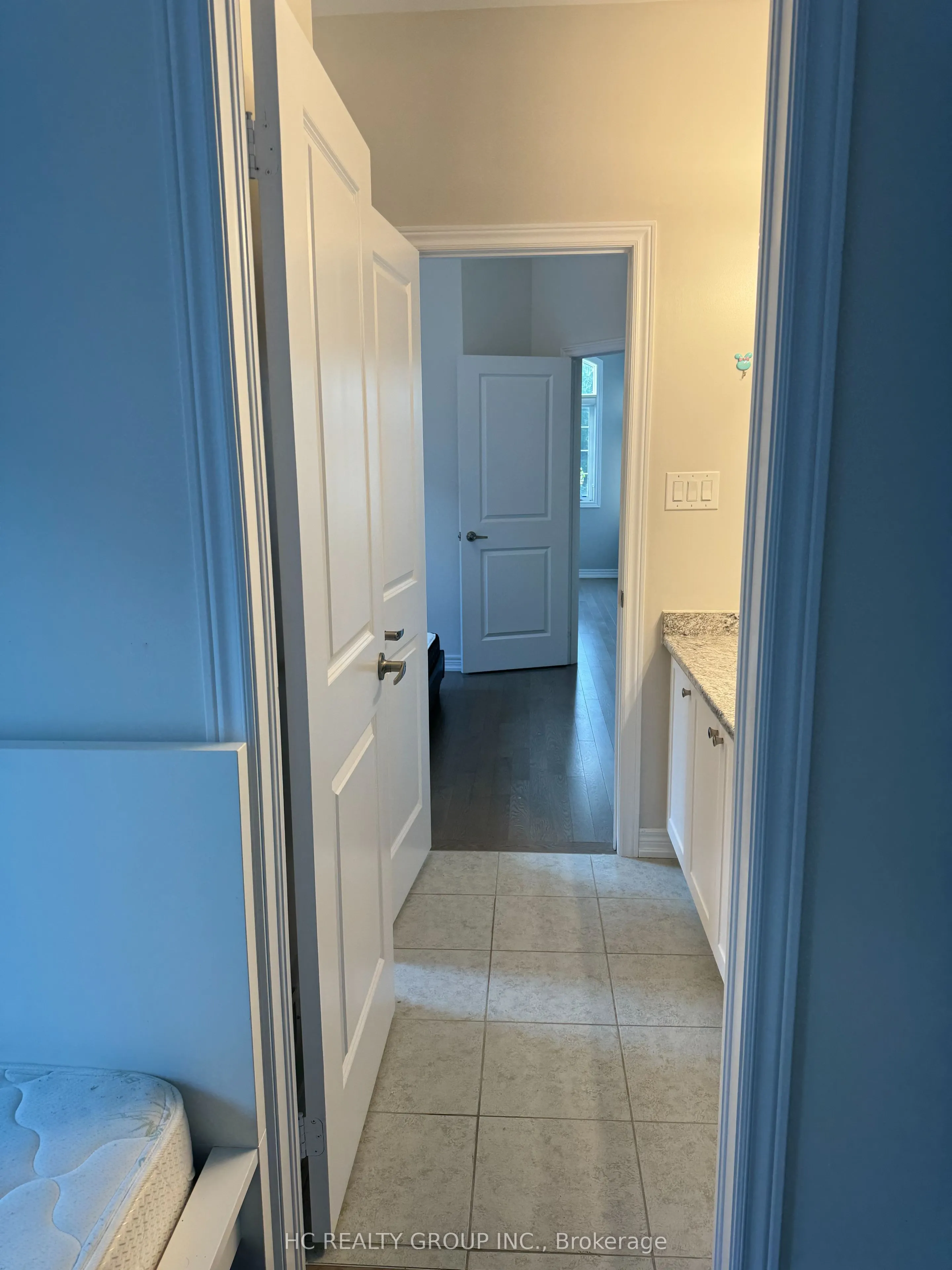 75 MCCAGUE Avenue, #Main Floor