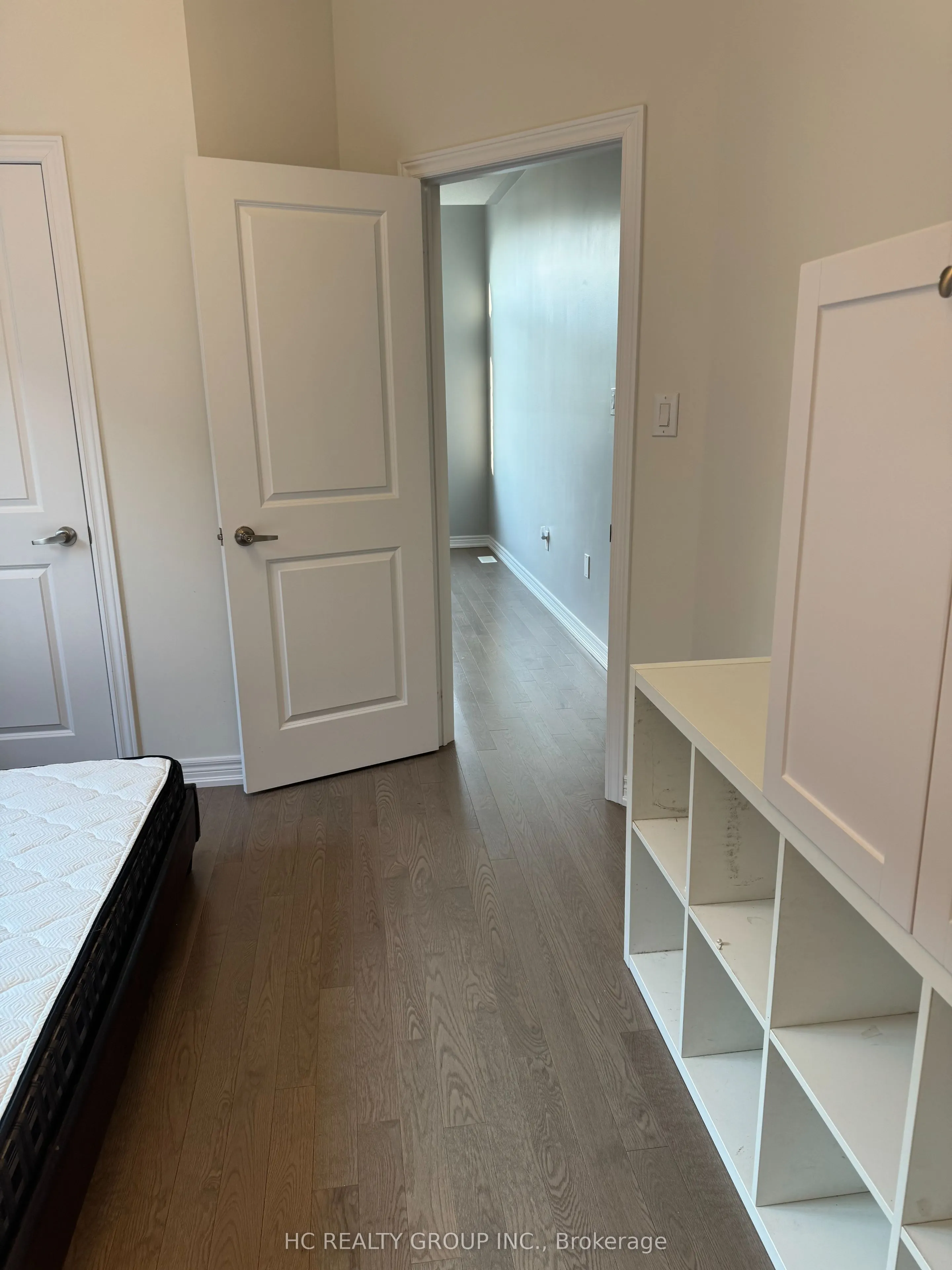 75 MCCAGUE Avenue, #Main Floor