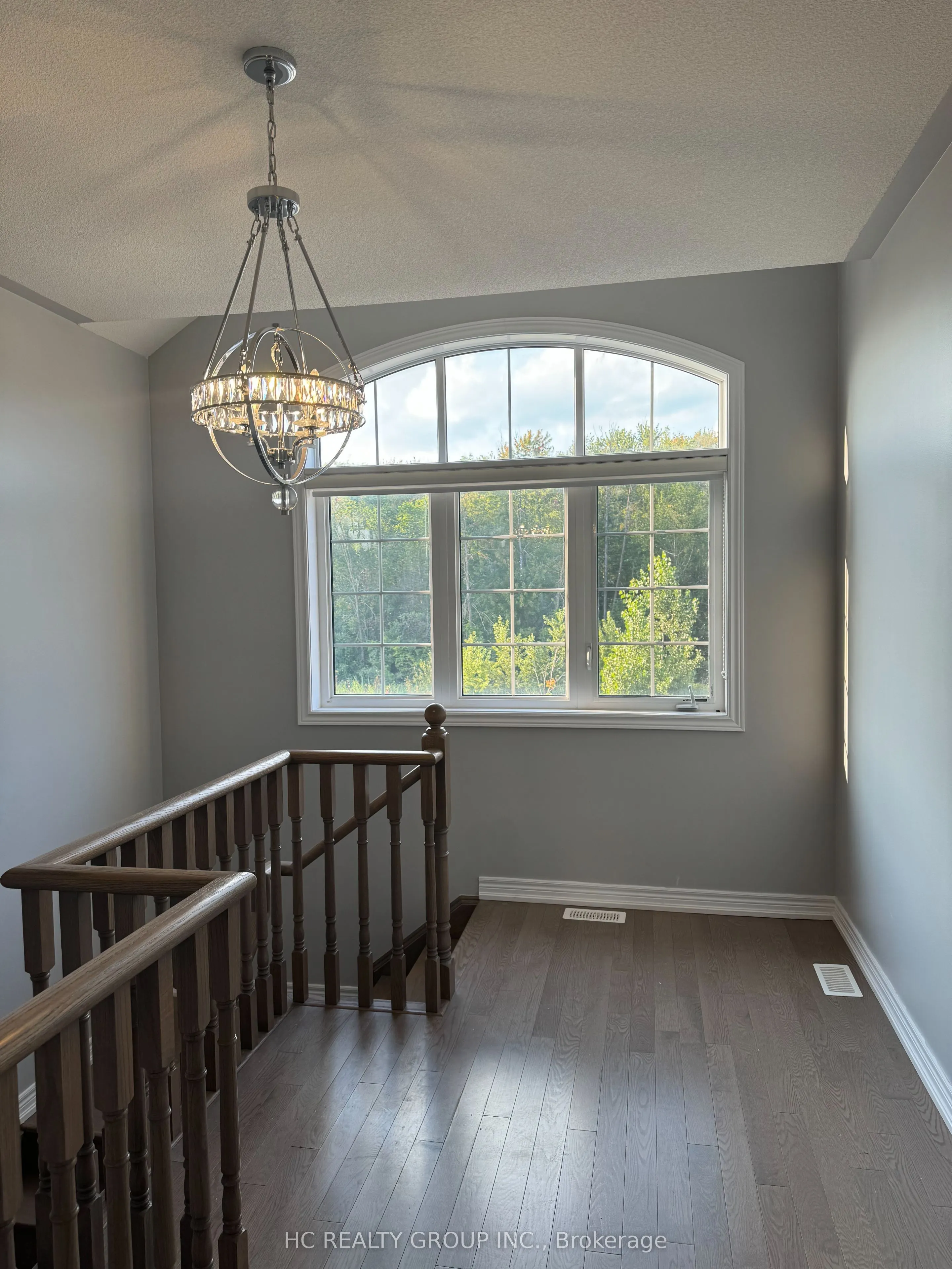 75 MCCAGUE Avenue, #Main Floor